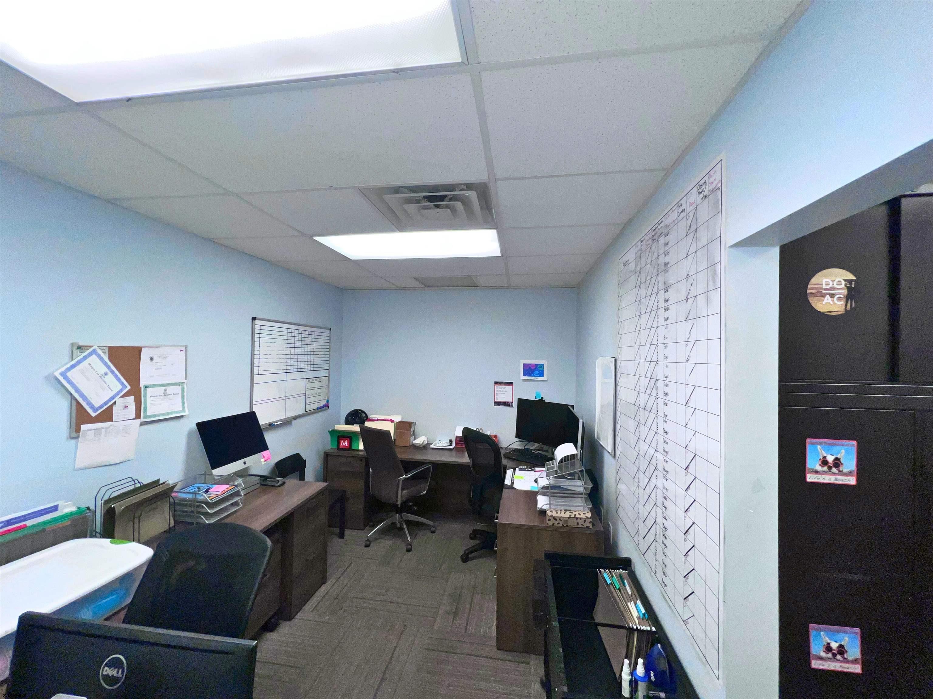 9200-9202 Ventnor Avenue