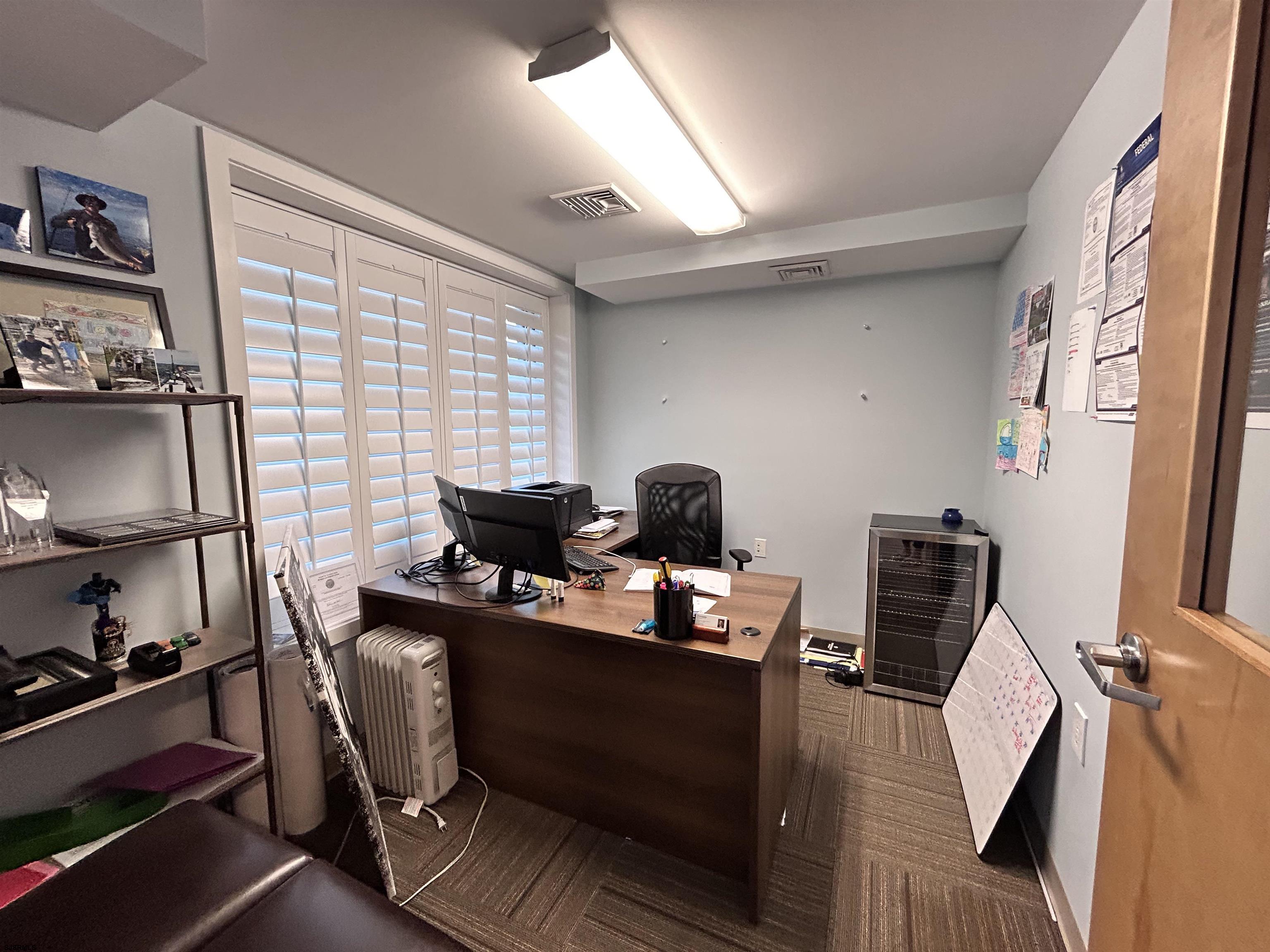 9200-9202 Ventnor Avenue