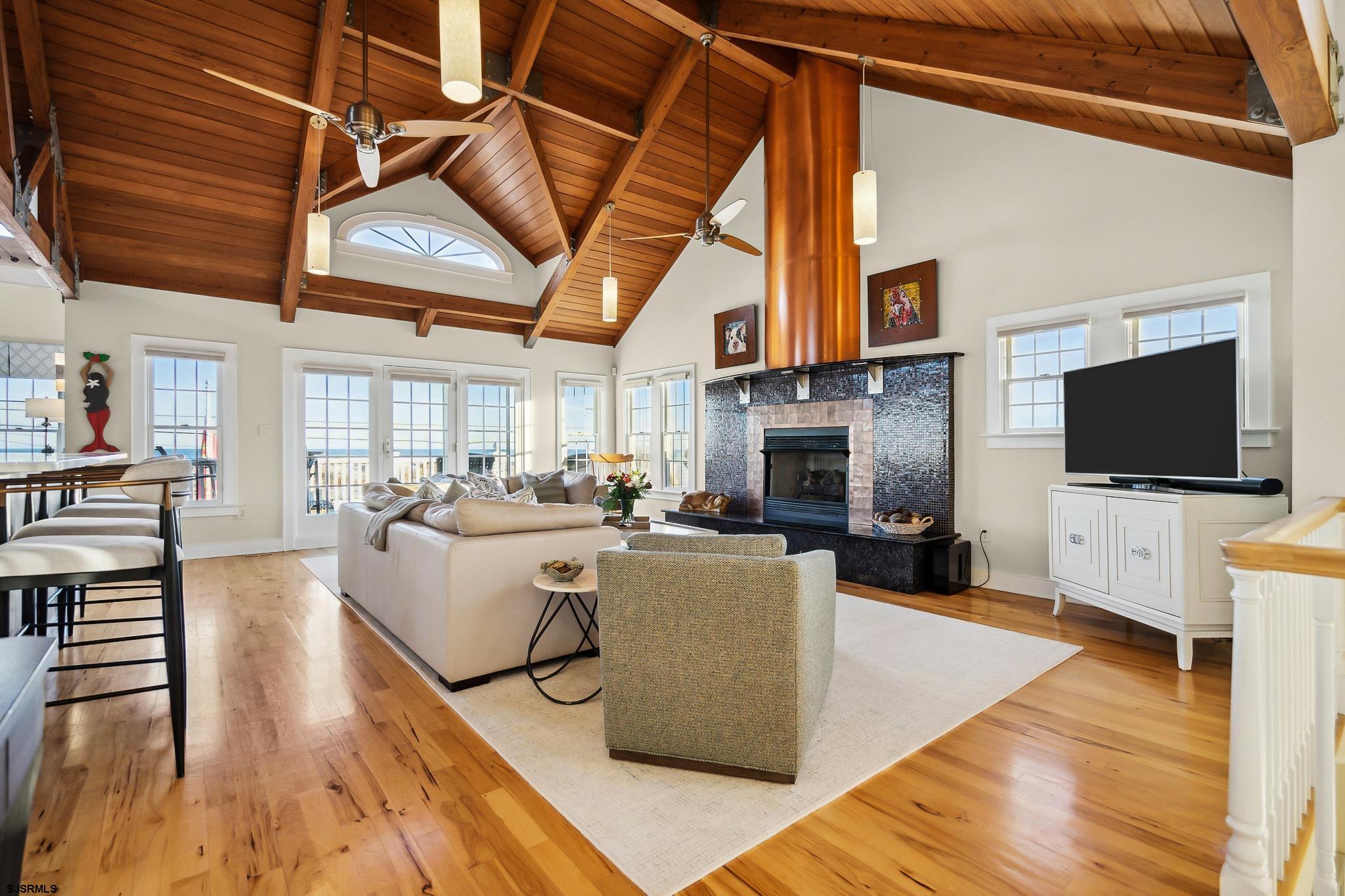 244 E Atlantic Blvd - Picture 2