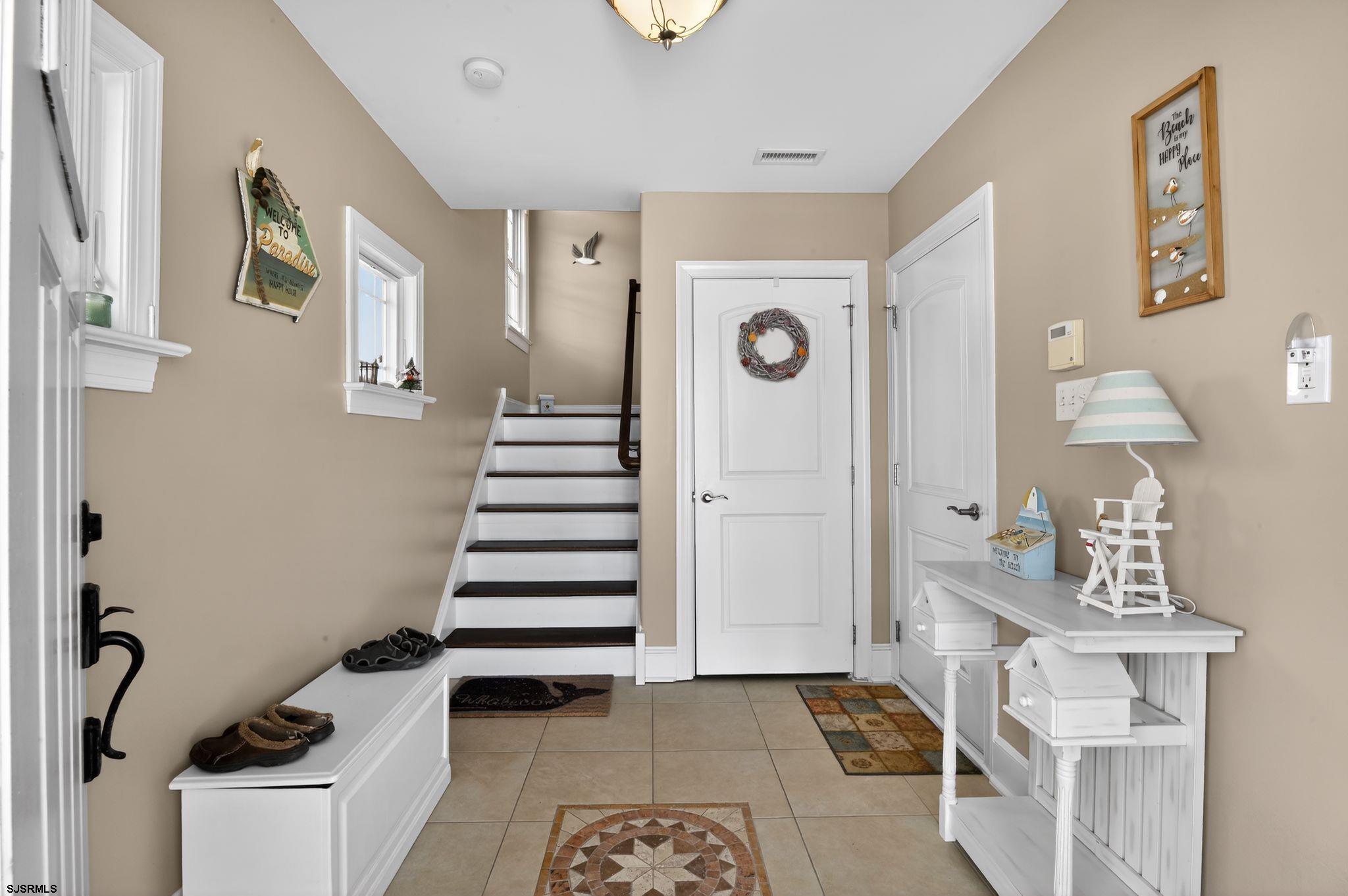 3609 Pembroke Ln - Picture 4