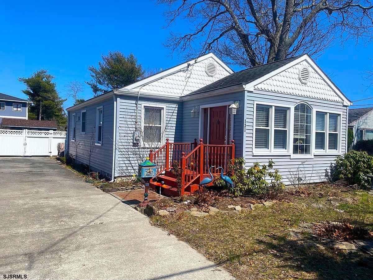  131 W Groveland Avenue - Somers Point