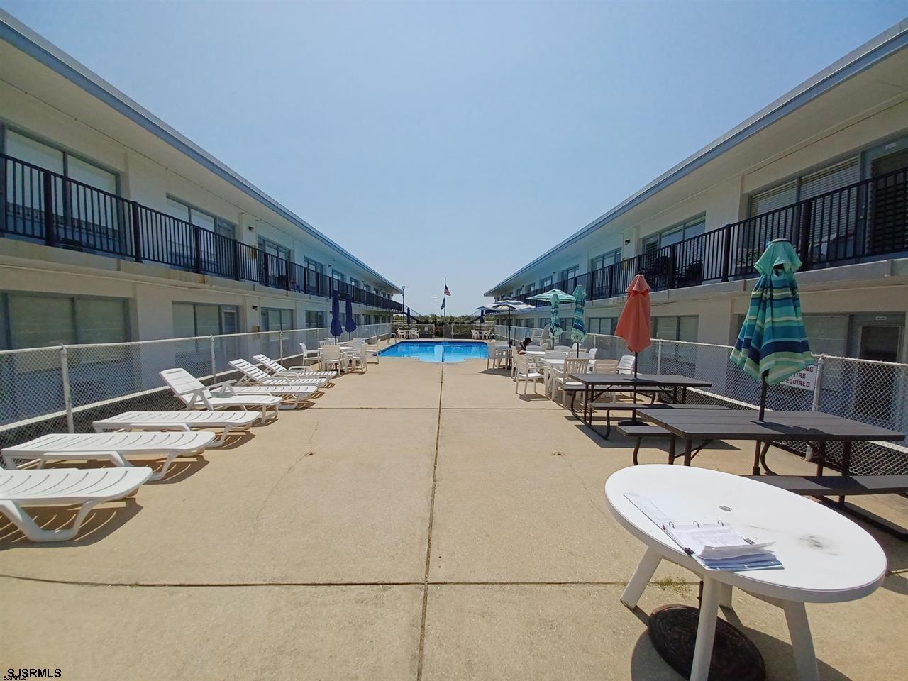 3501 Boardwalk - Picture 3