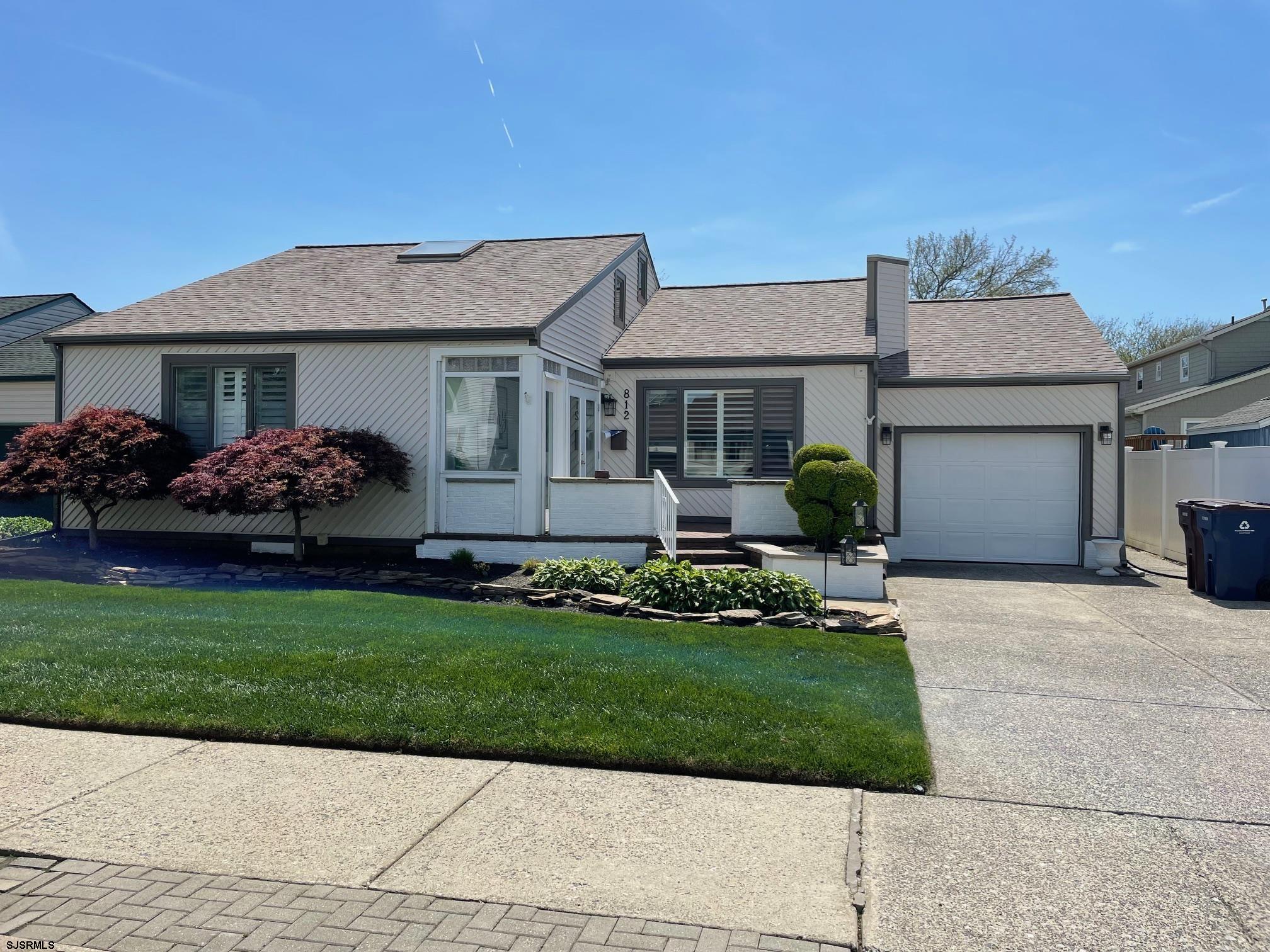  812 N Burghley Avenue - Ventnor