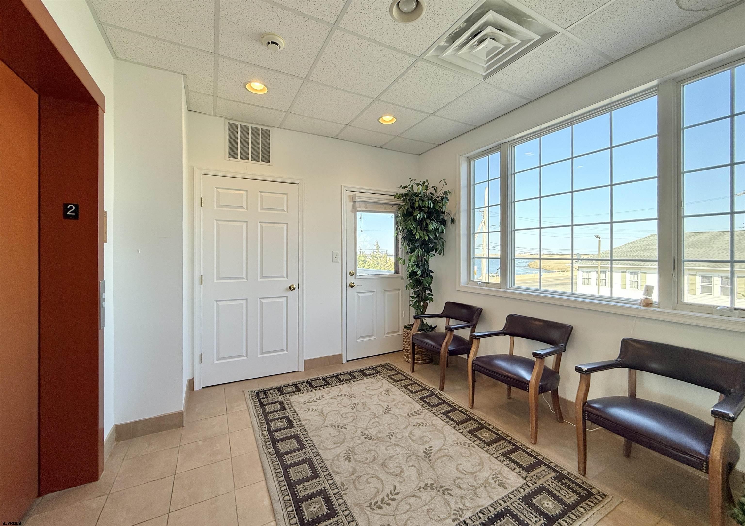 110 E Maryland Avenue