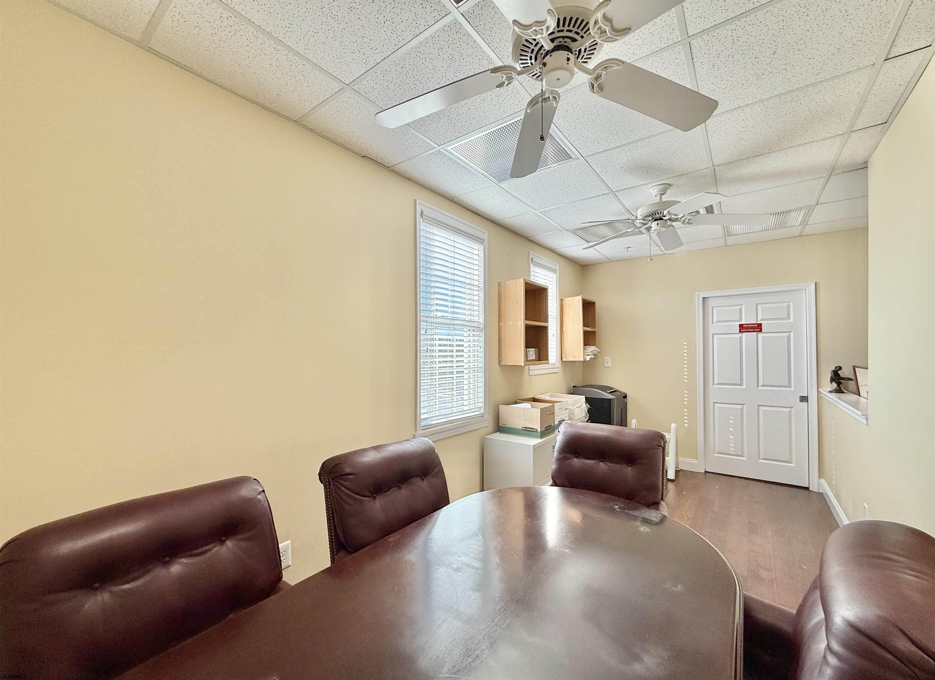 110 E Maryland Avenue