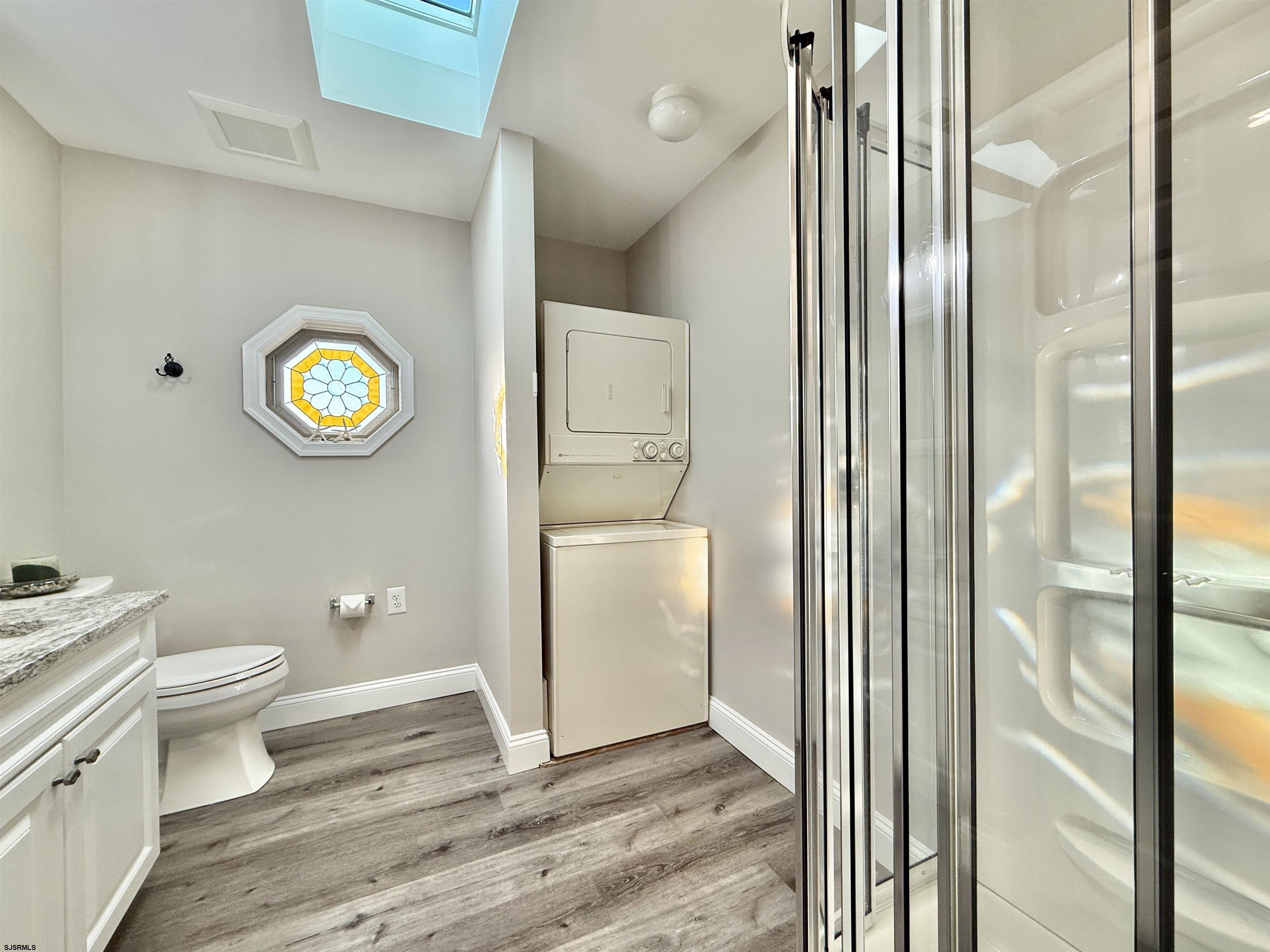 110 E Maryland Avenue