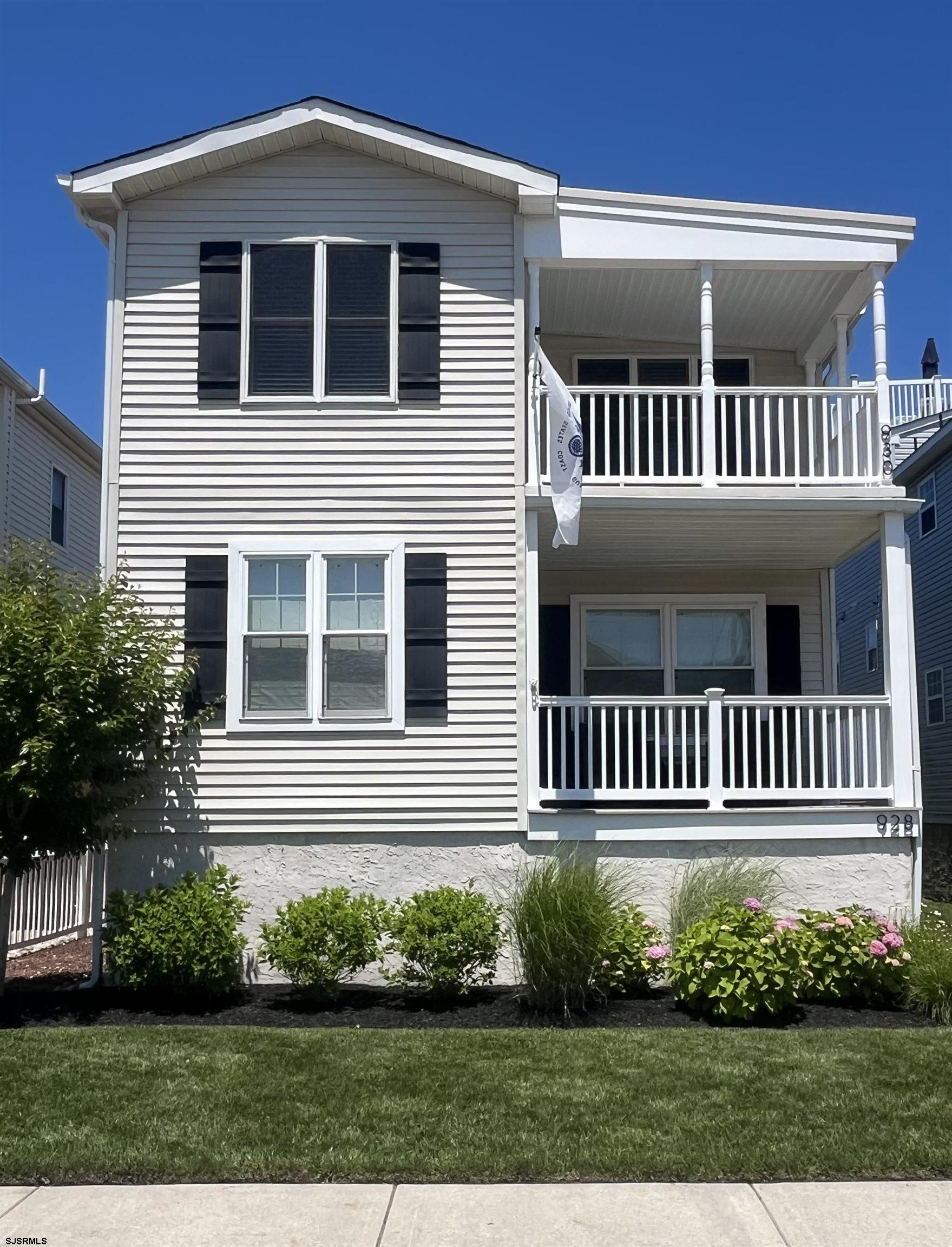 930 Bay Avenue - Picture 1