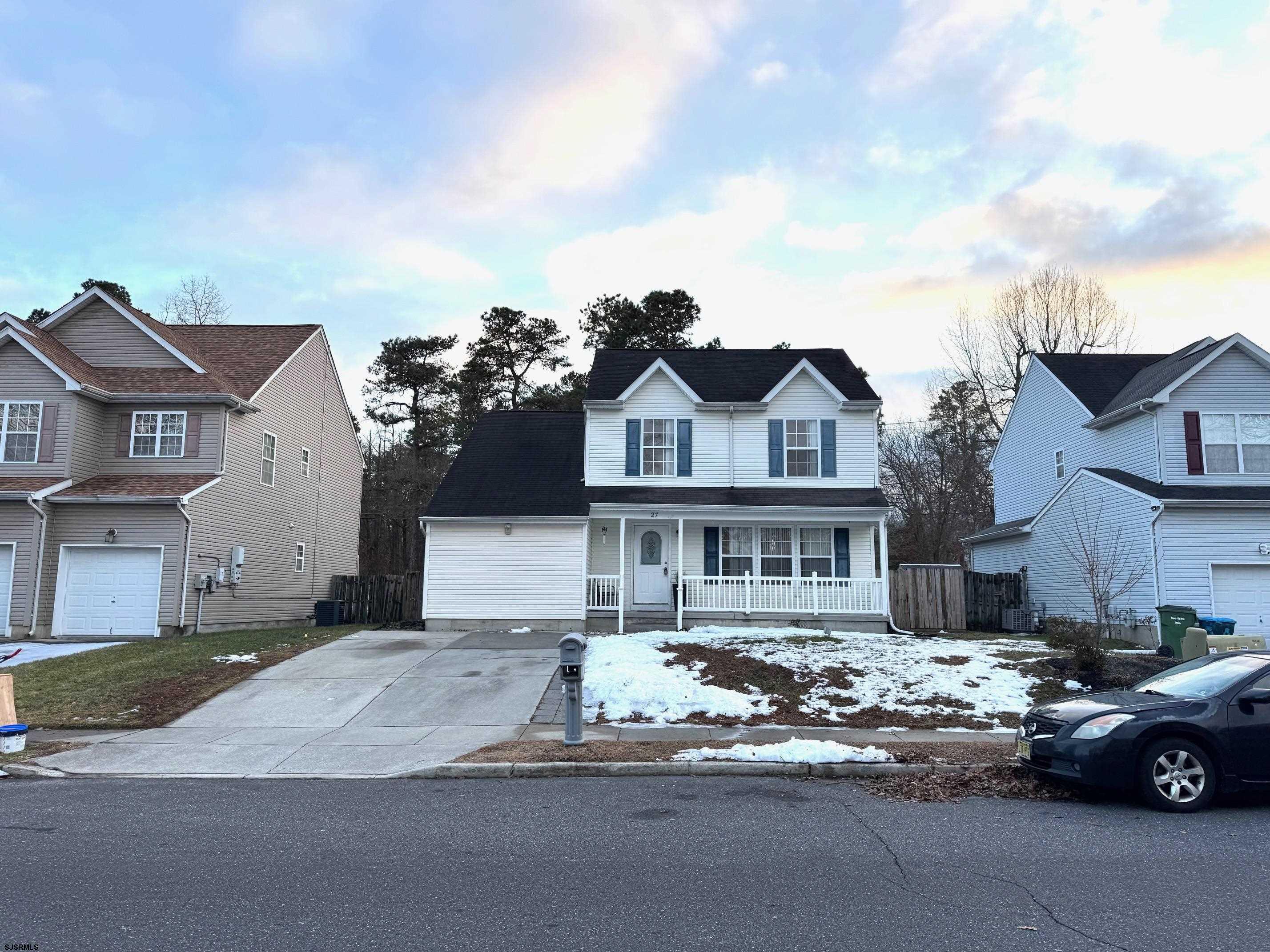  27 RAVENWOOD DRIVE - Egg Harbor Township