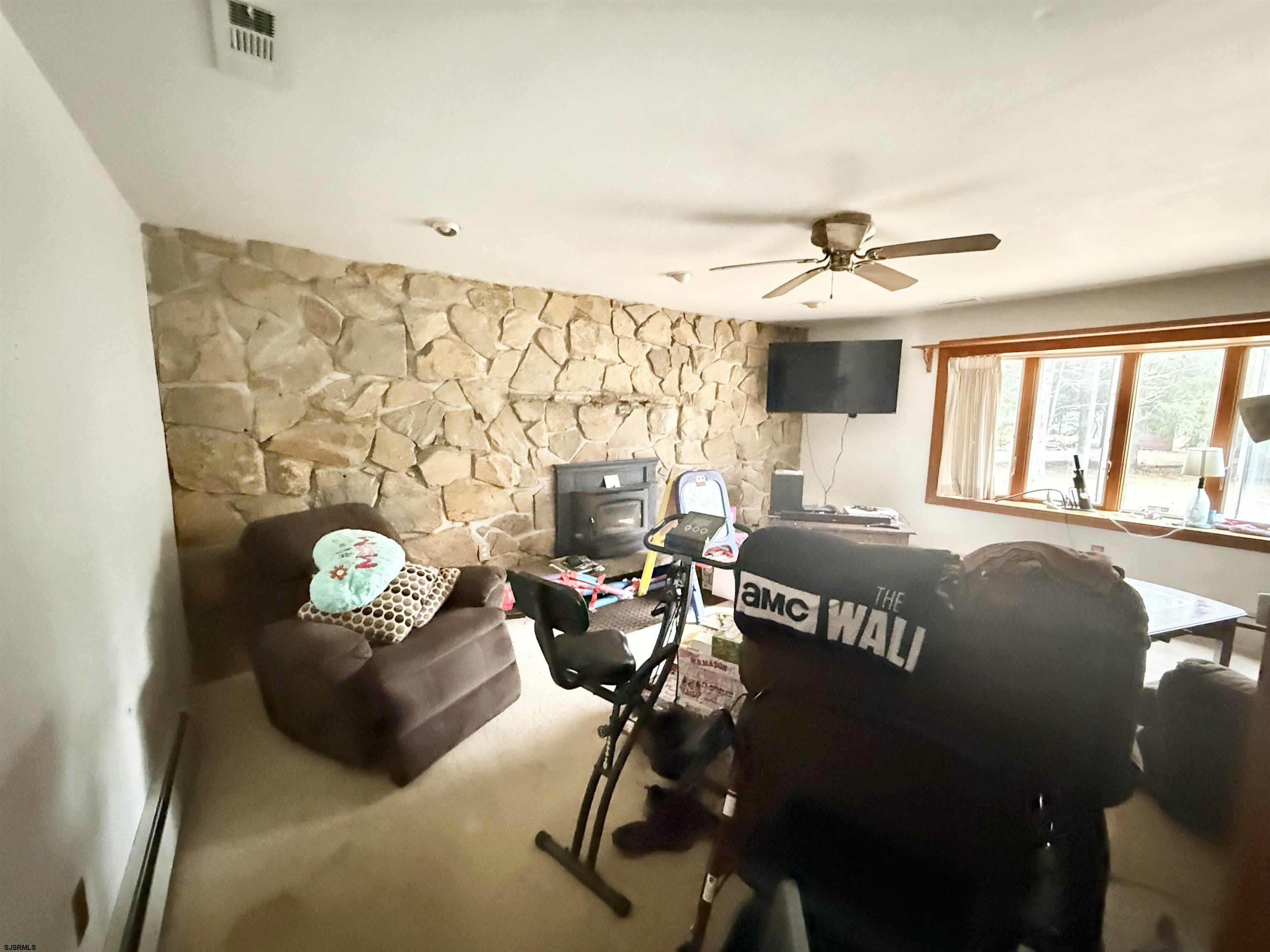 5916 Orange St - Picture 3