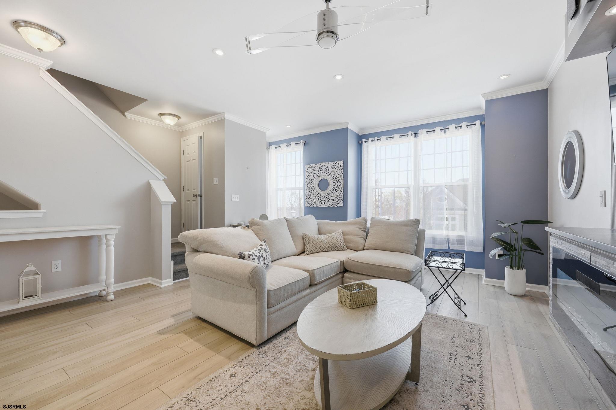 324 Sanderling Ln - Picture 2