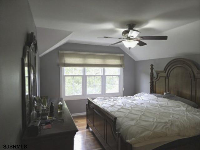110 E LakeView Dr - Picture 4
