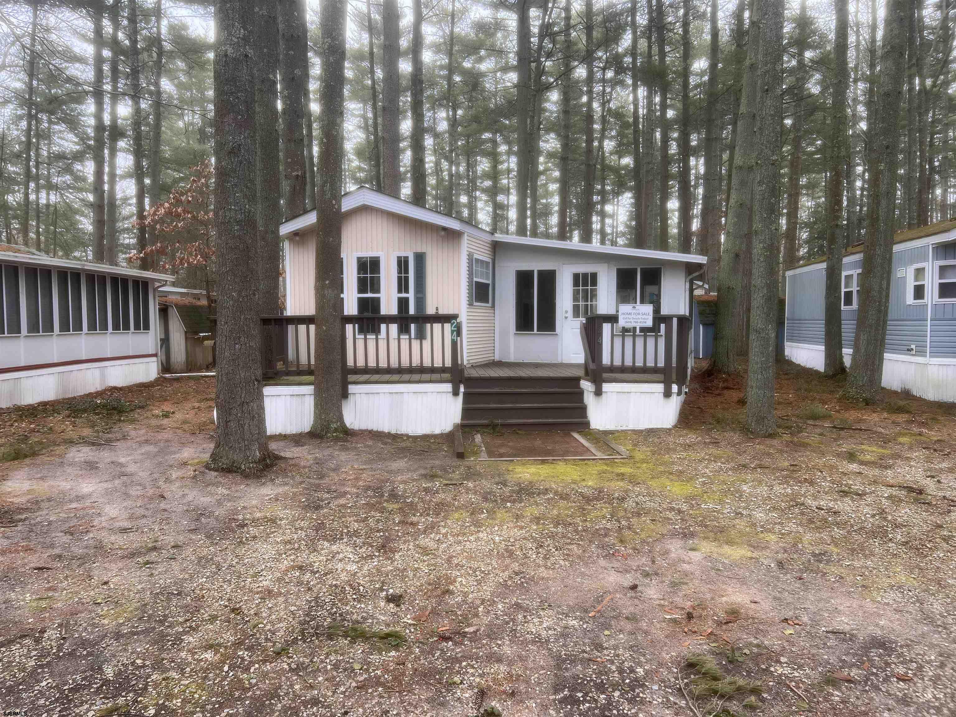 135 Thompson Ln - Egg Harbor Township