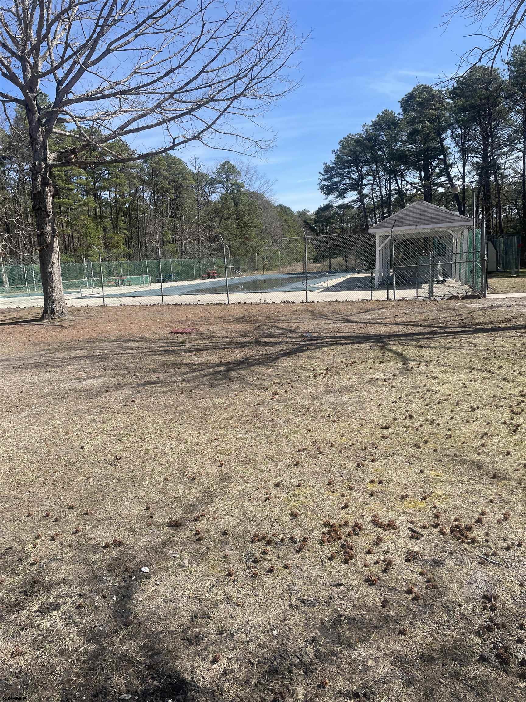 4898 denbigh - Picture 2