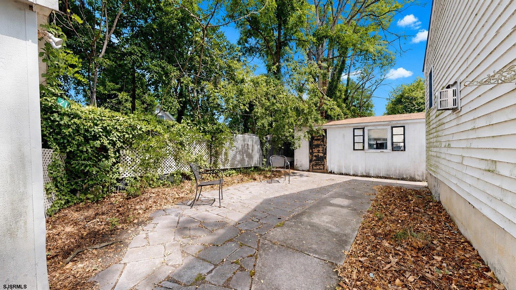 605550 | Photo 28