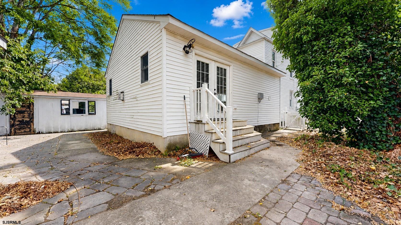 1205 Zion Road