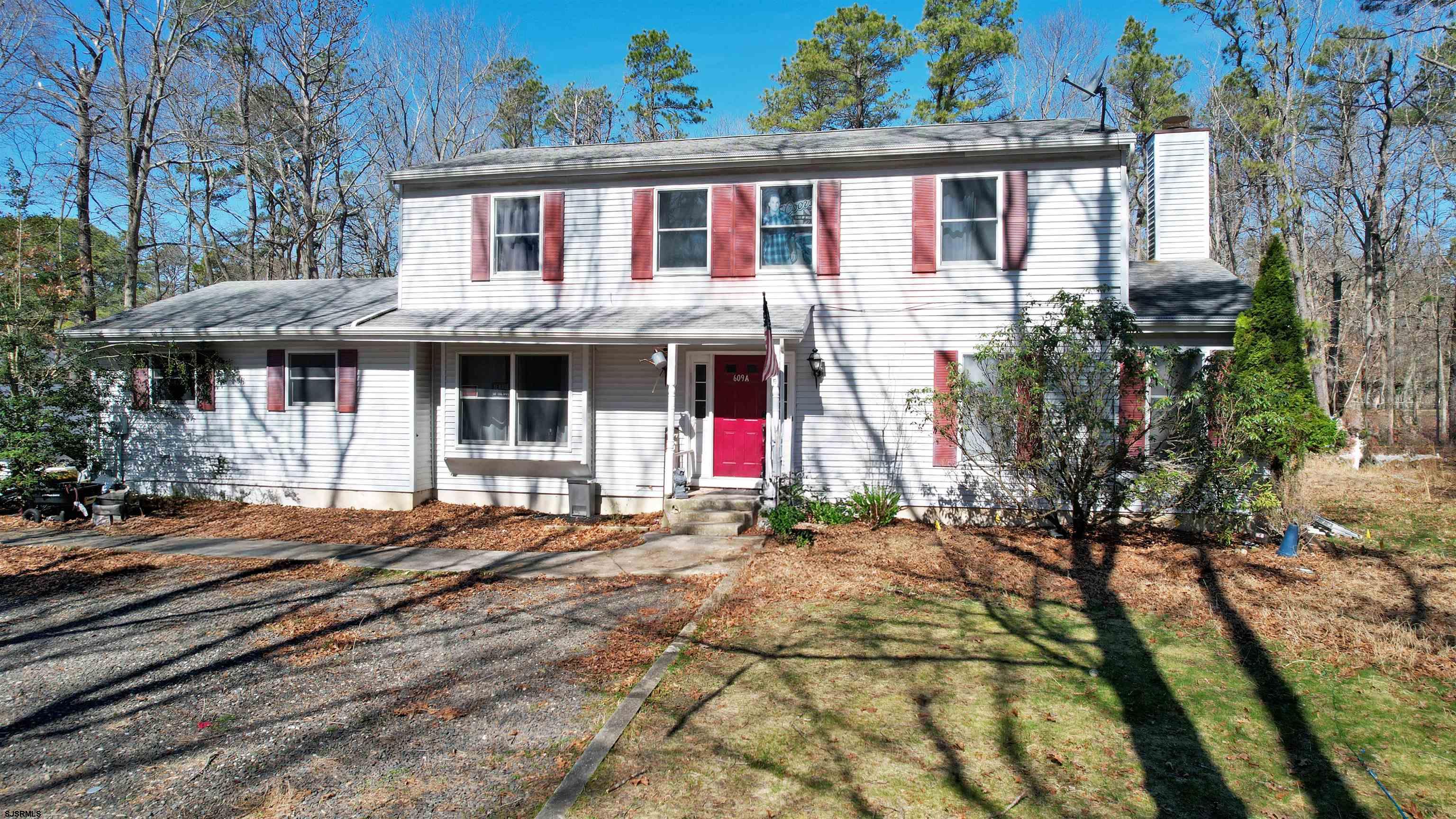 609A Fourth Avenue - Picture 2