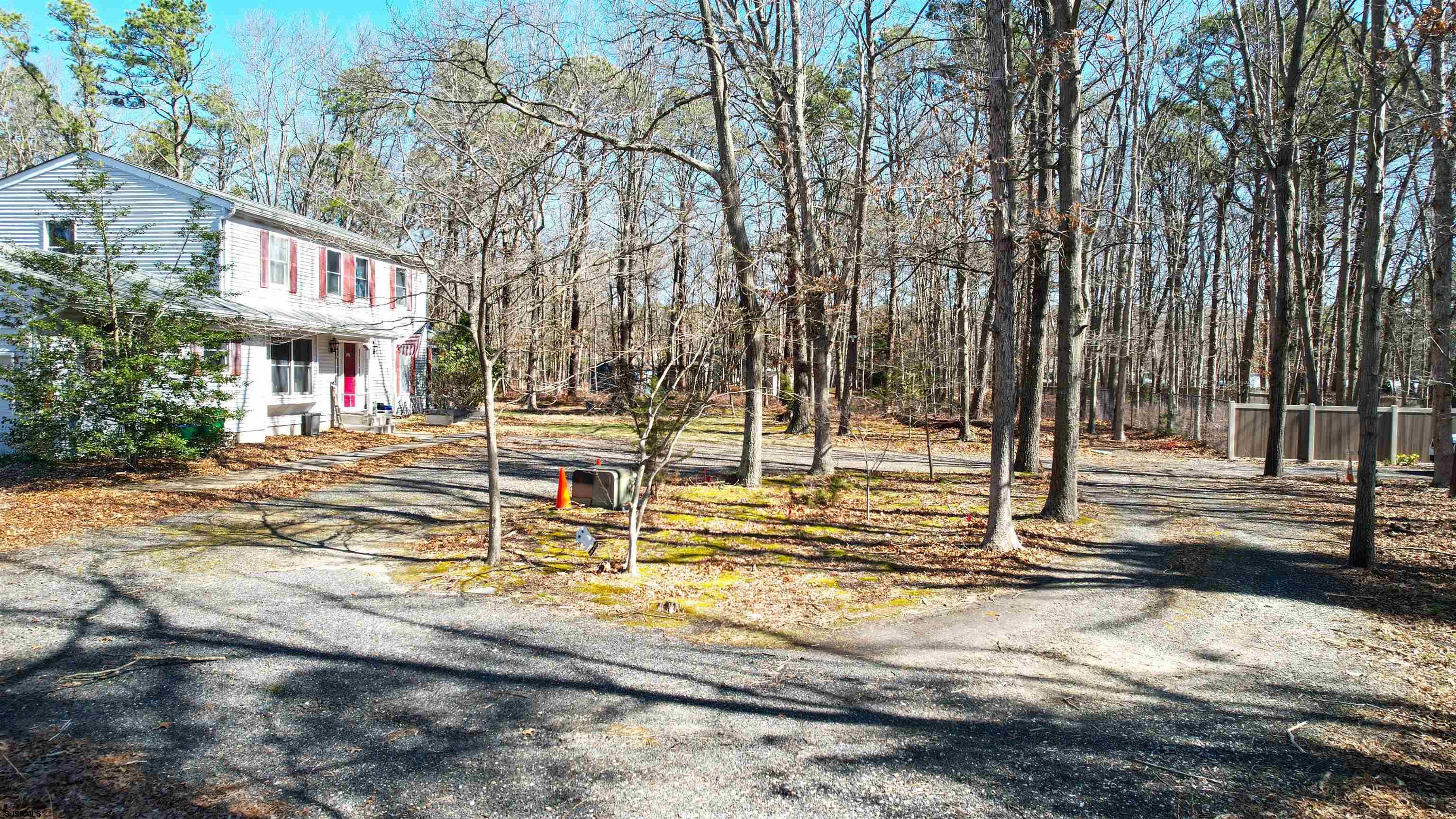 609A Fourth Avenue - Picture 4