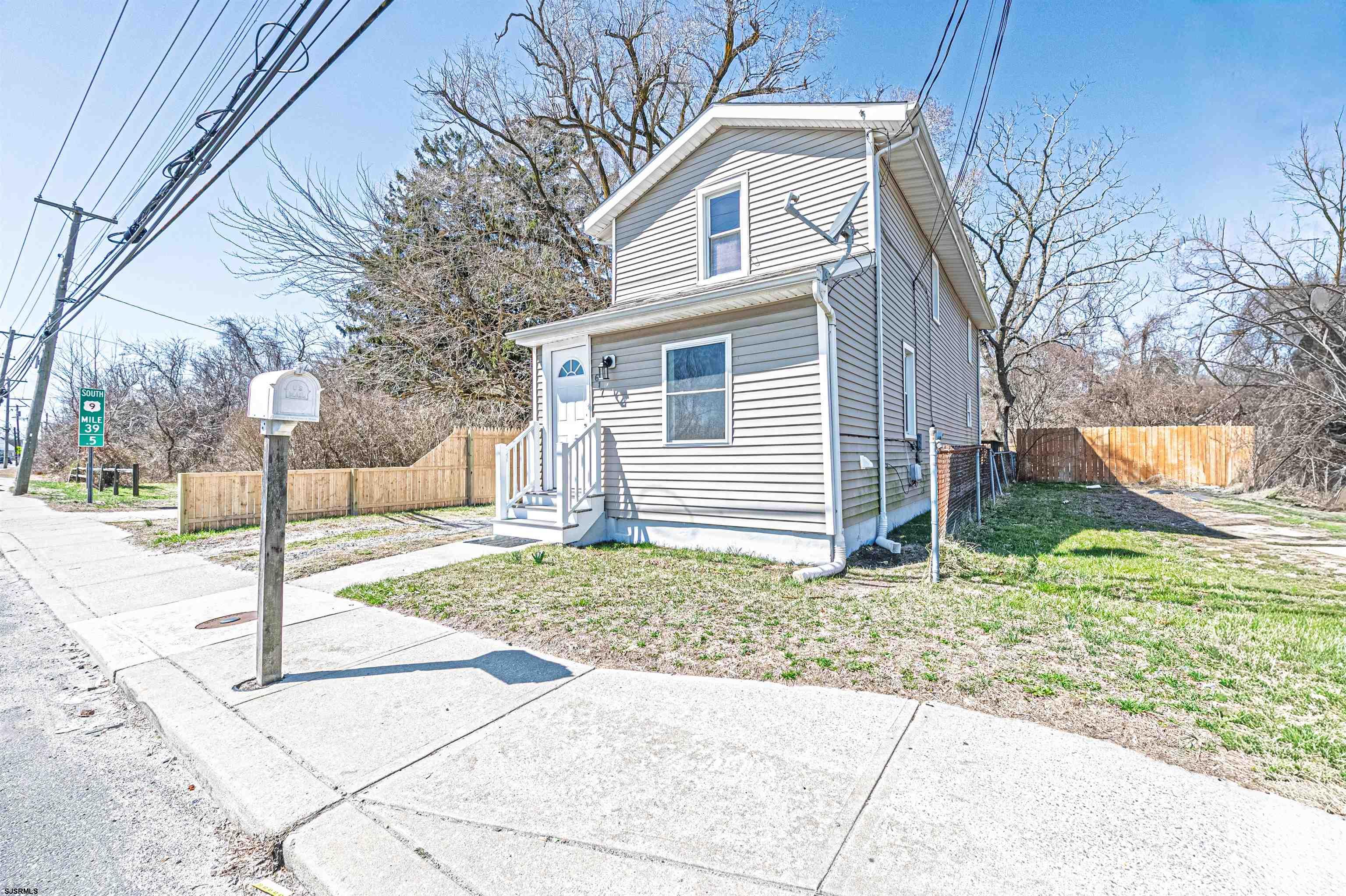 617 S New Rd - Picture 3