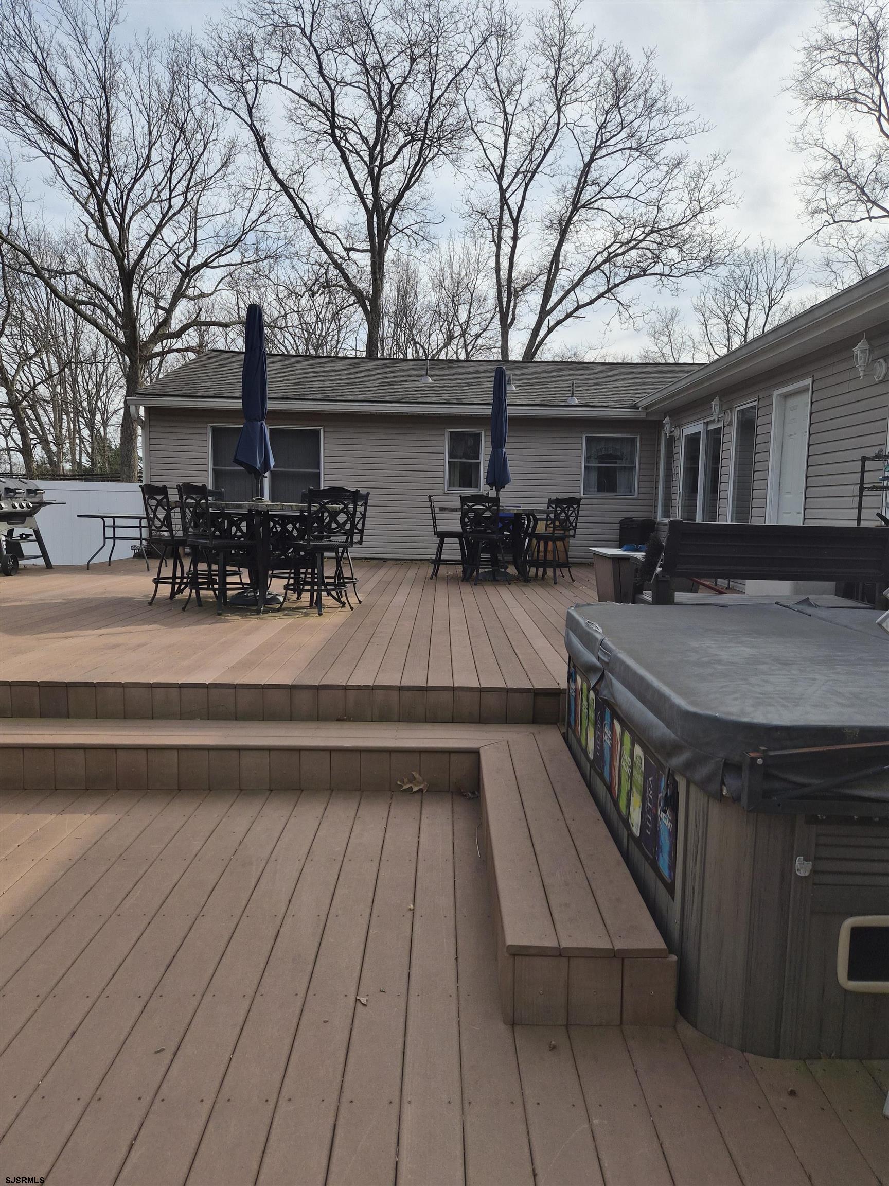 751 Lakehurst Avenue