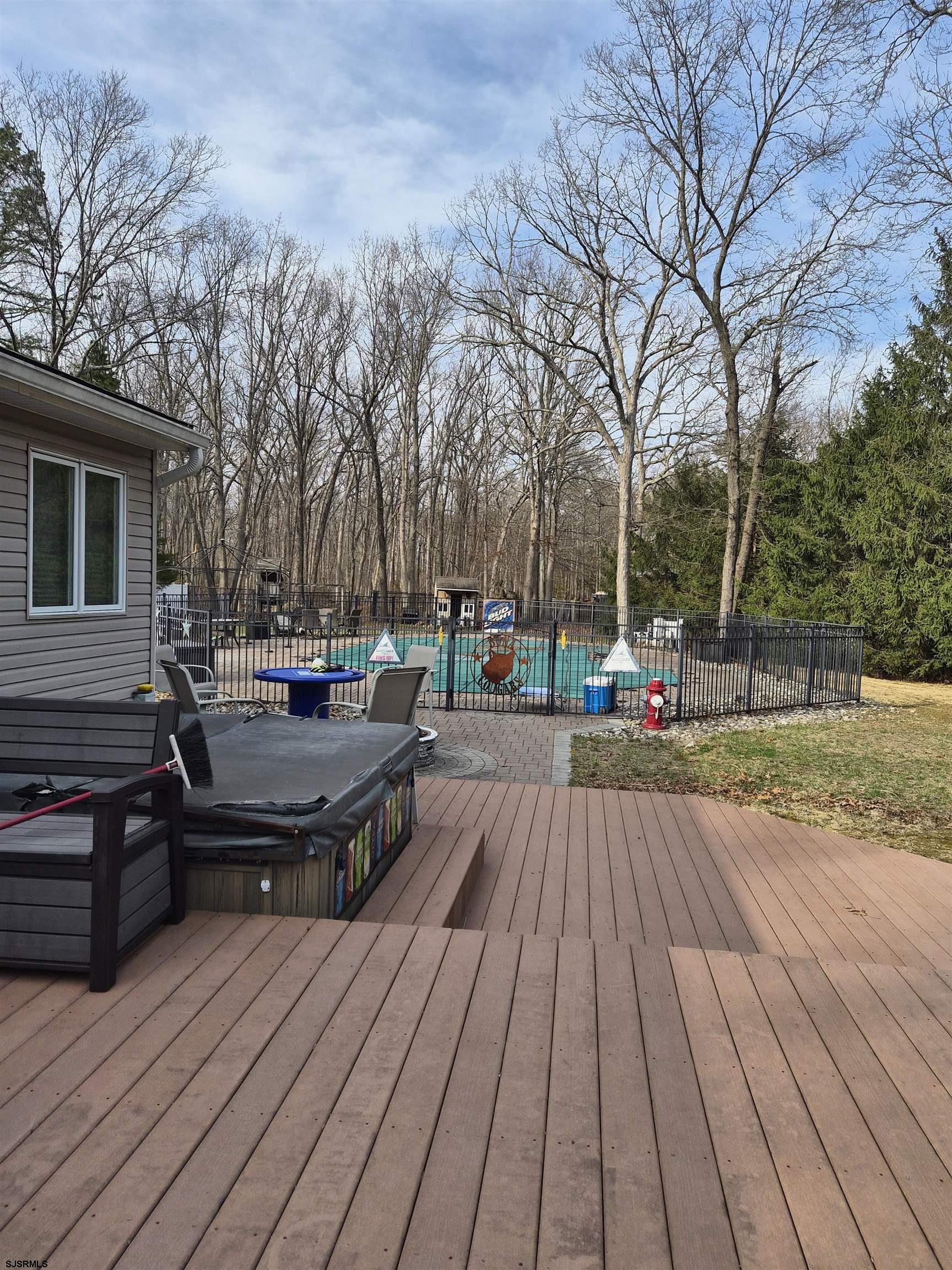 751 Lakehurst Avenue