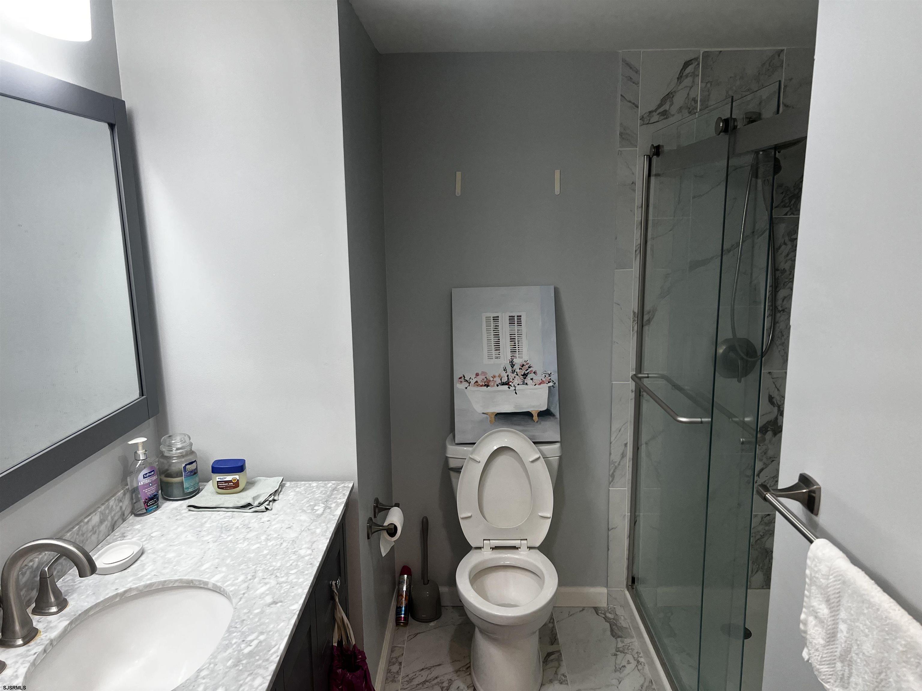 3101 Boardwalk - Picture 4