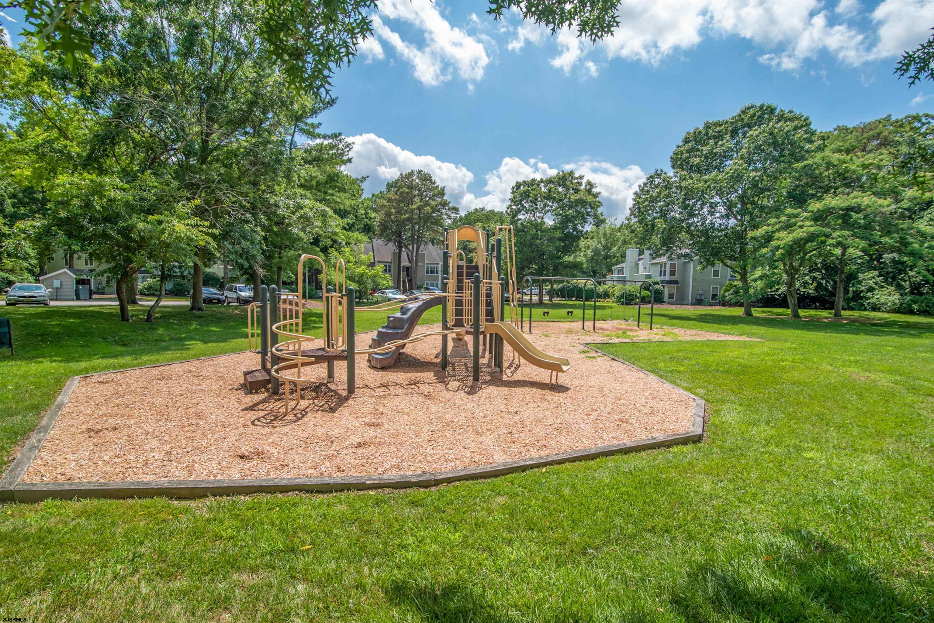 40 Pheasant Meadow Dr