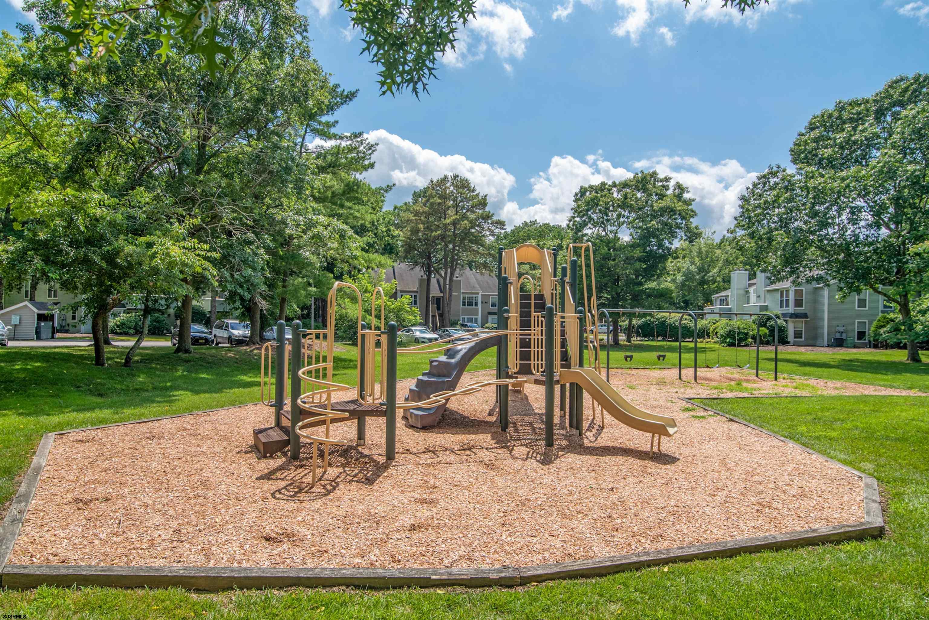 40 Pheasant Meadow Dr