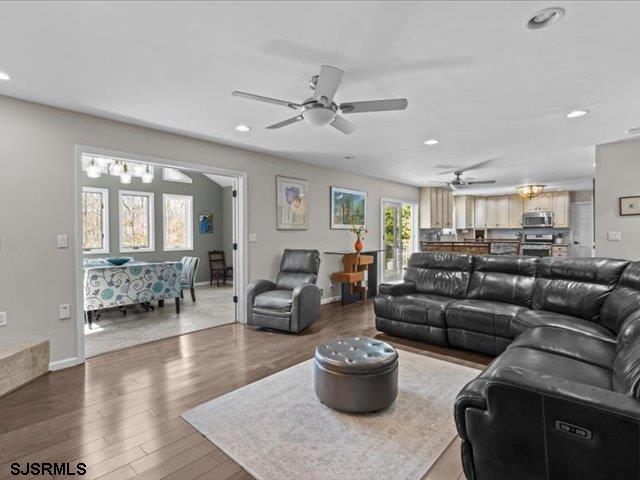 29 Buckingham Dr