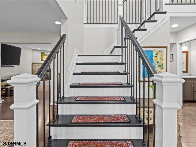 29 Buckingham Dr