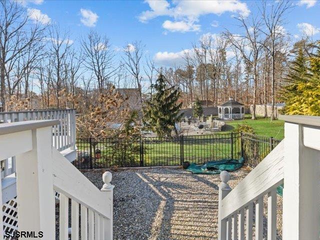 29 Buckingham Dr