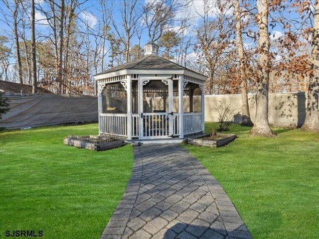 29 Buckingham Dr