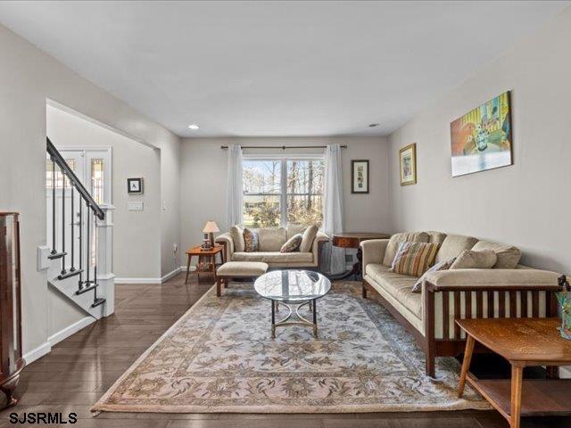 29 Buckingham Dr