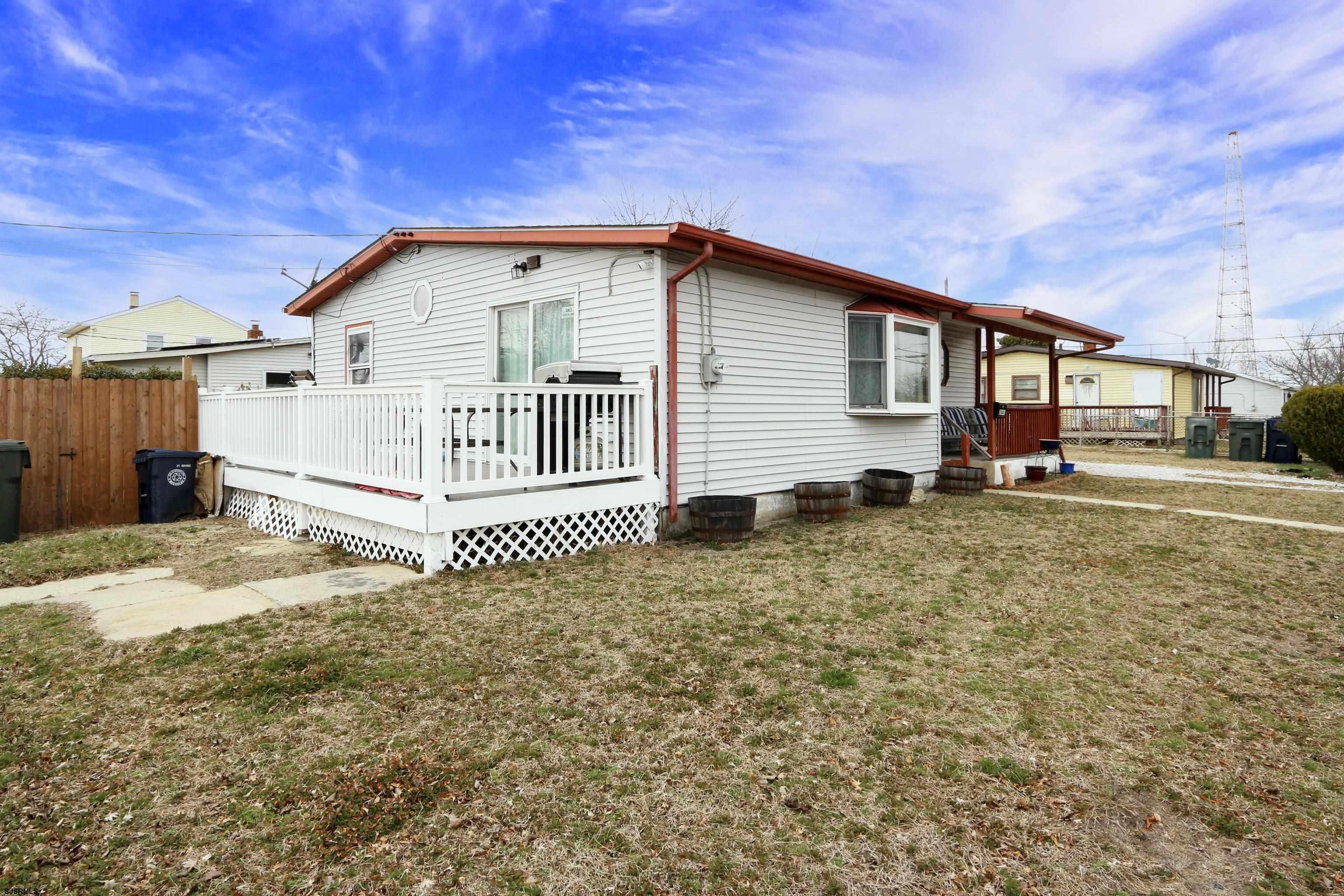 2041 Murray Avenue - Picture 3