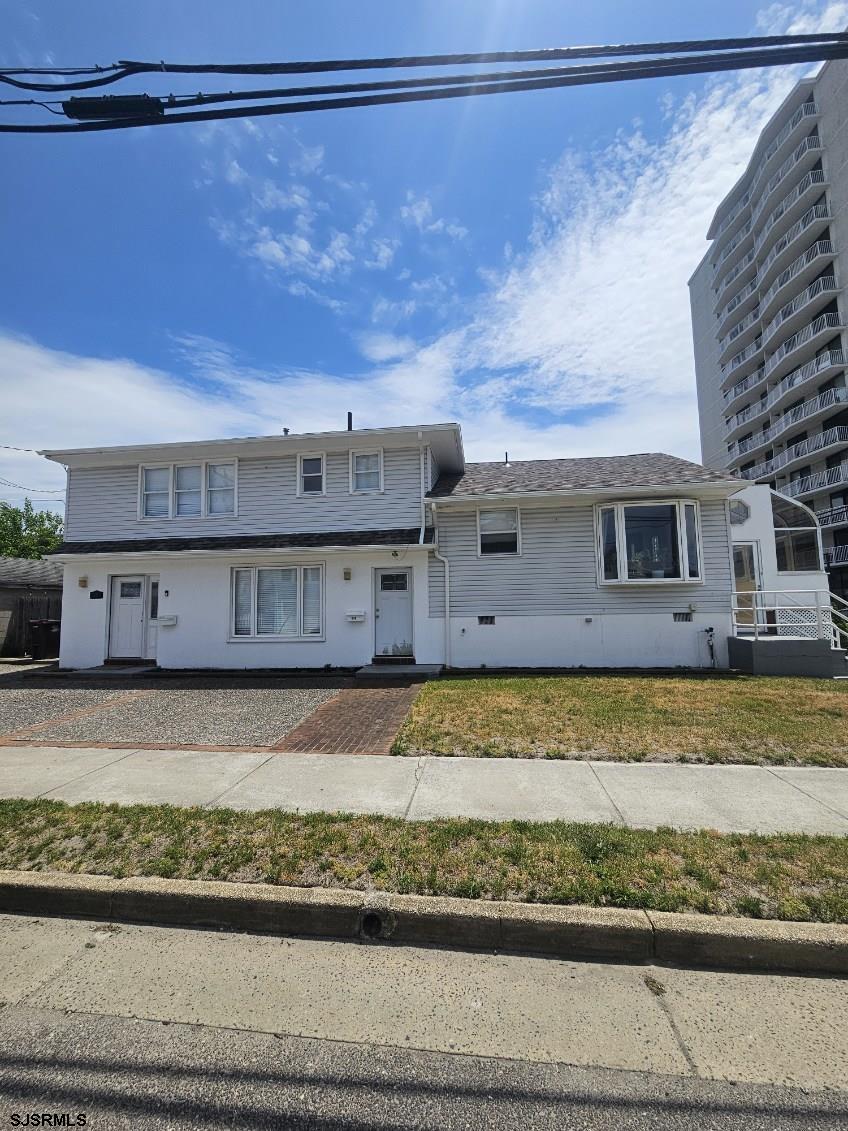 239 N Derby Avenue - Picture 1