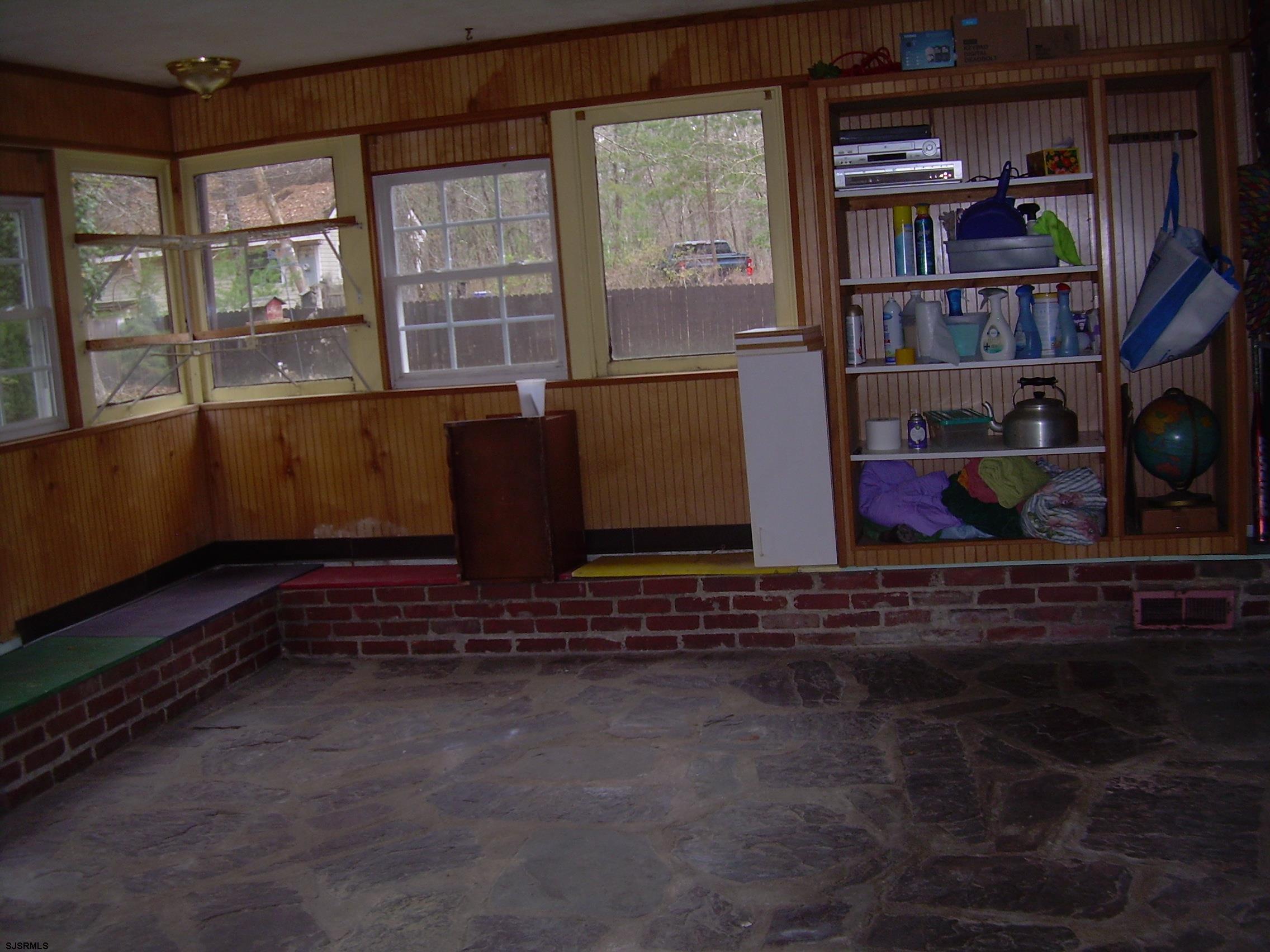 5257 PLEASANT MILLS RD