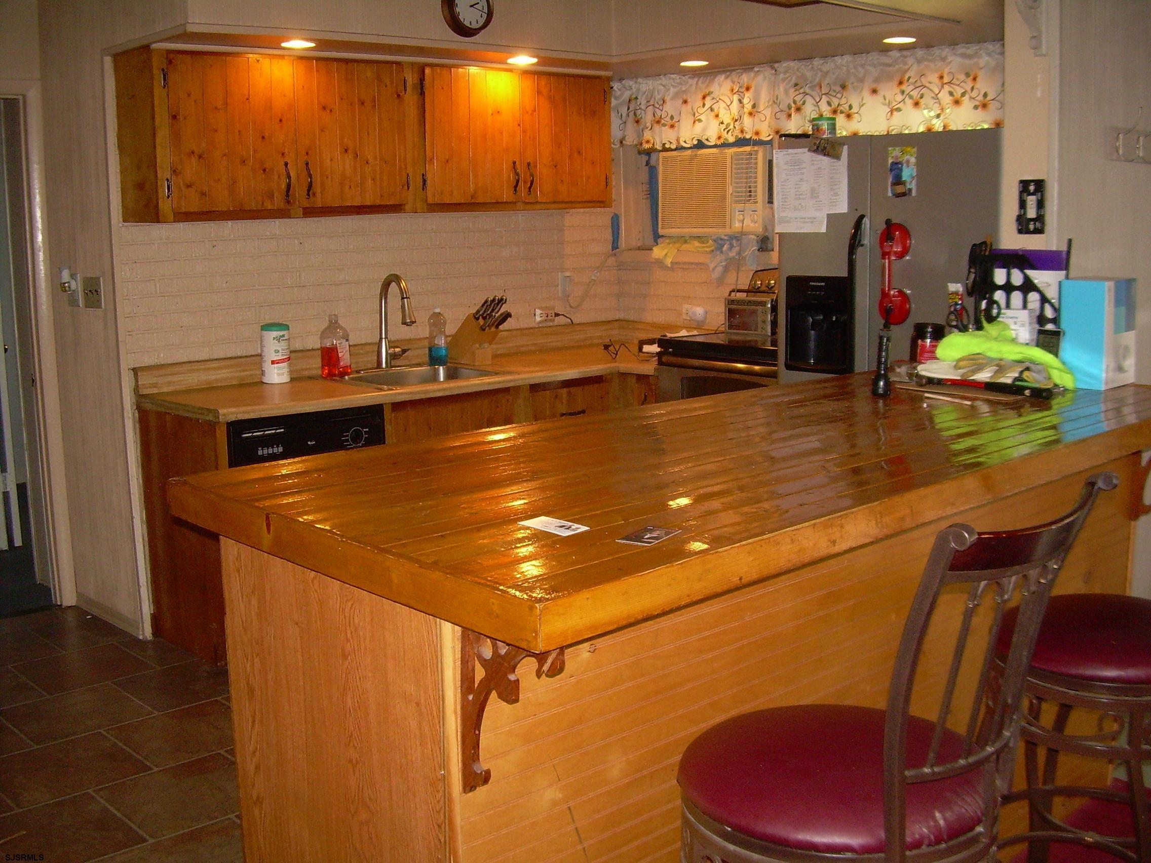 5257 PLEASANT MILLS RD - Picture 4