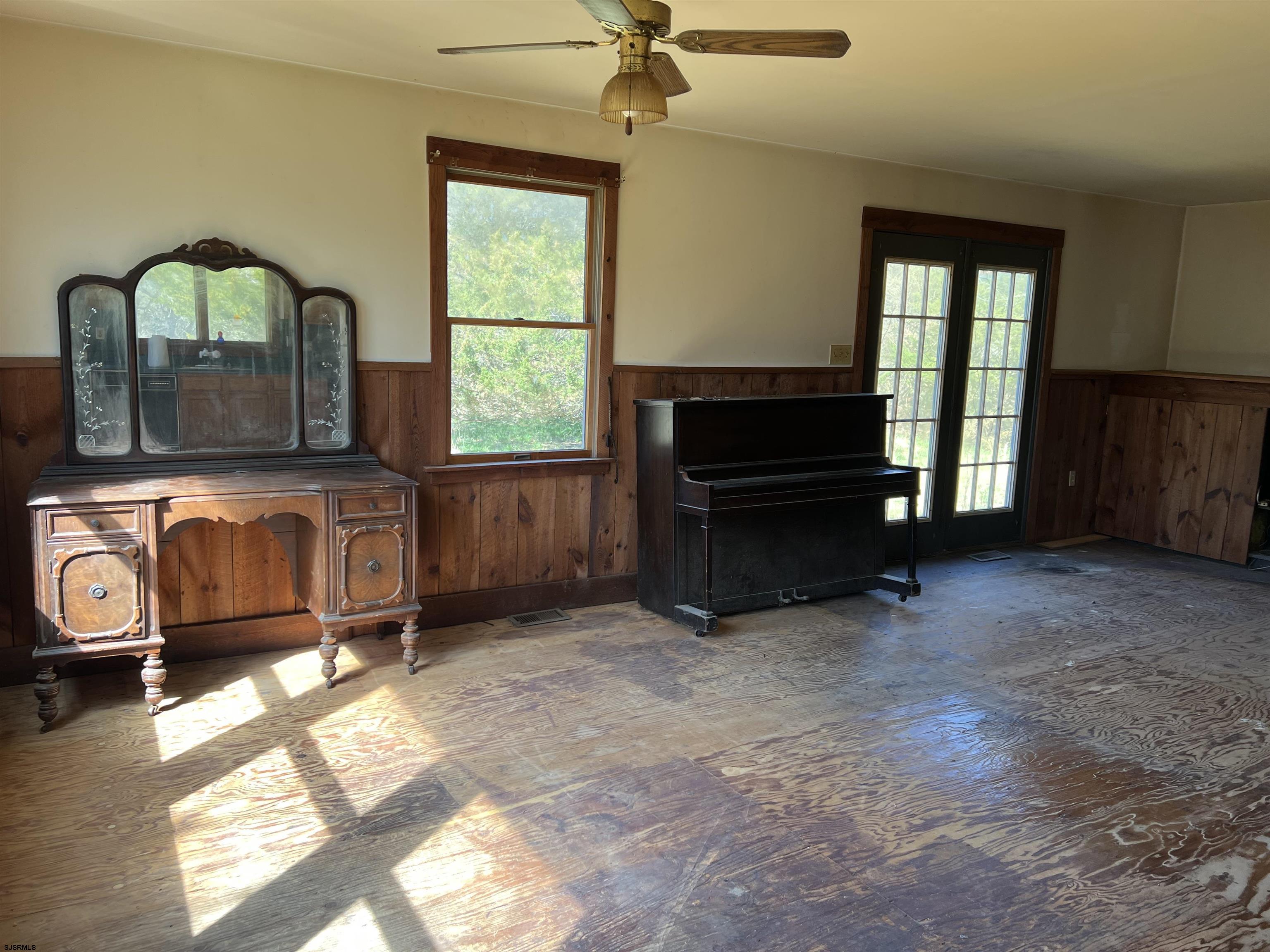 700 W Duerer Street - Picture 4