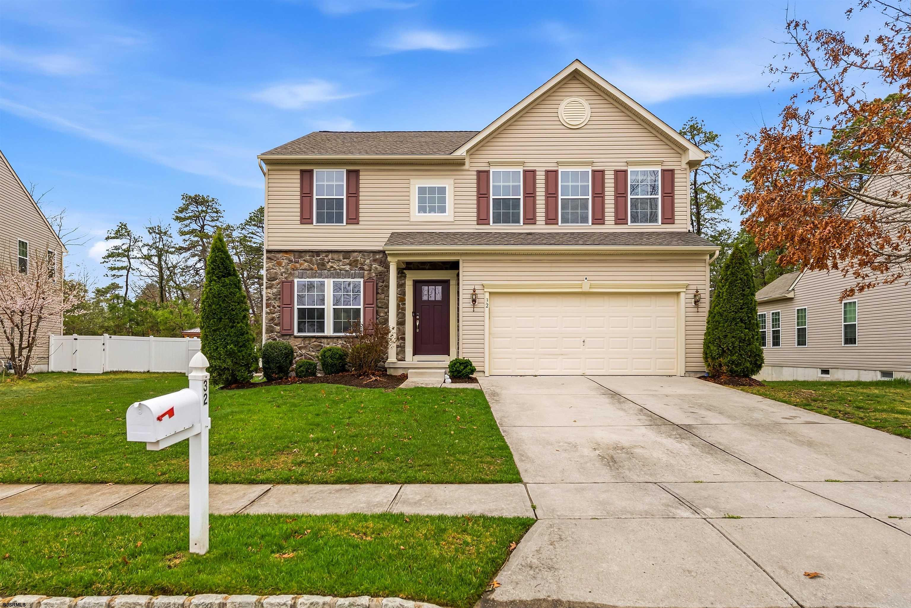 32 Renaissance Dr. - Picture 2