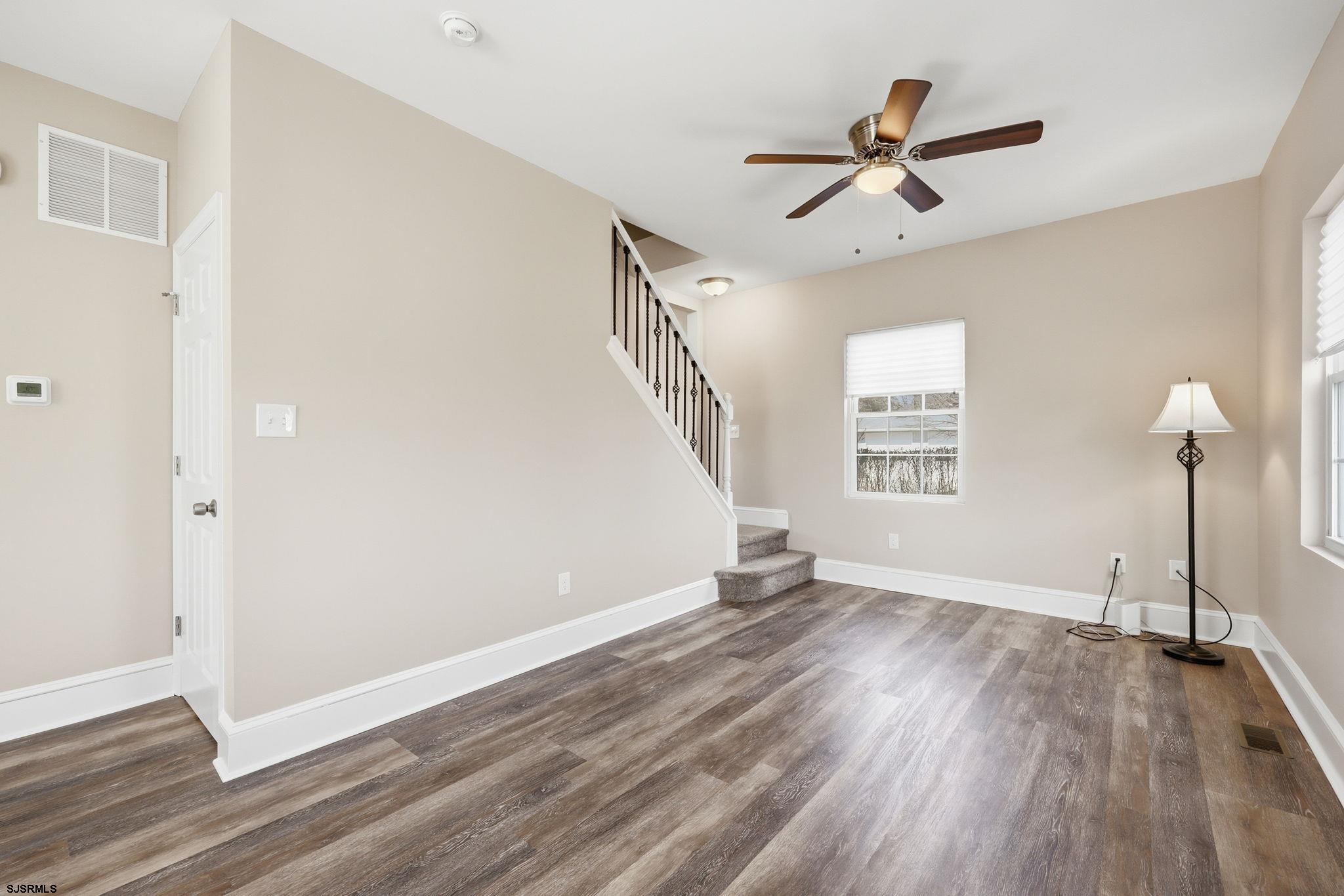 16 Heights Avenue - Picture 2