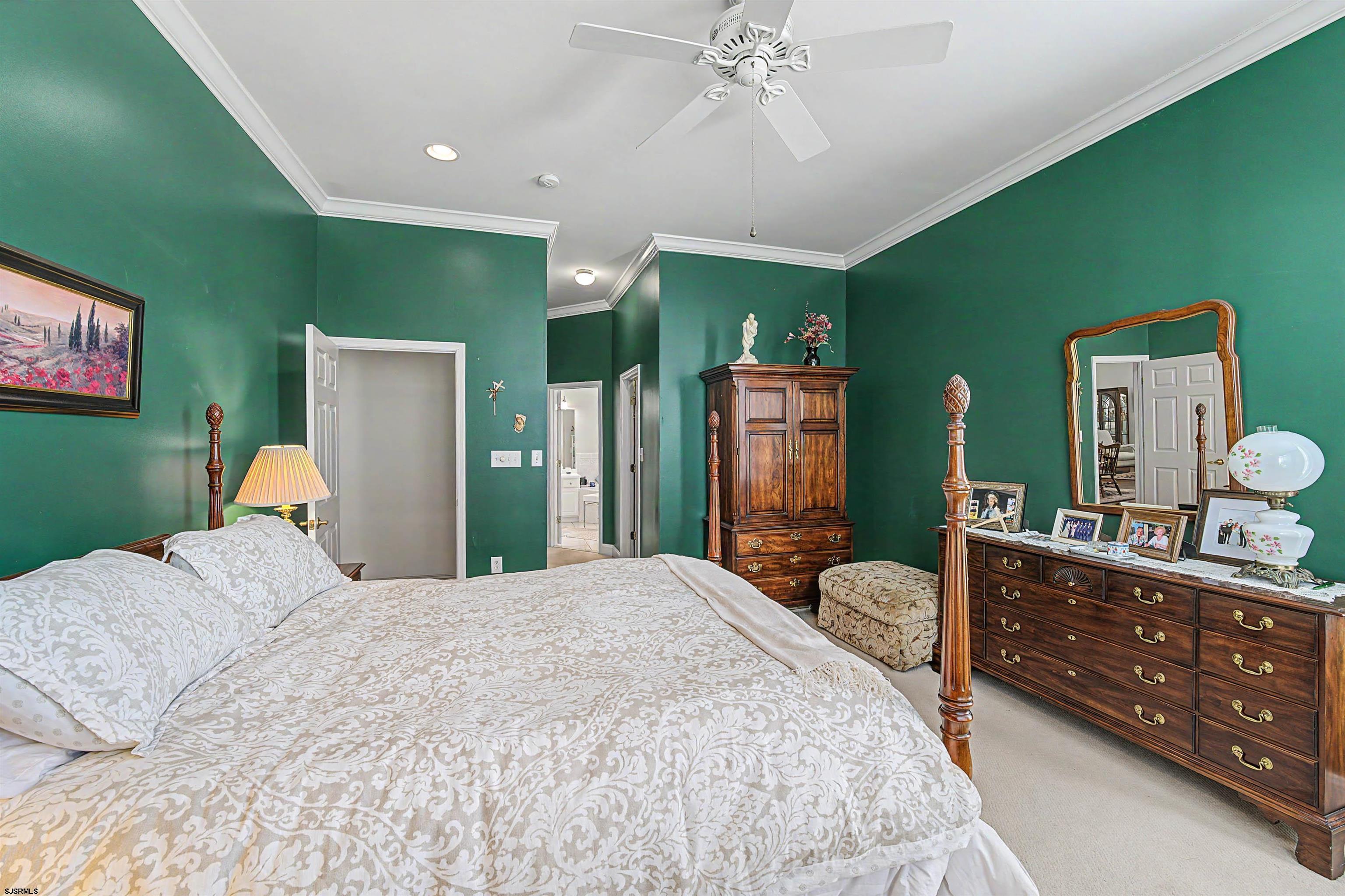 146 Saint Georges Dr