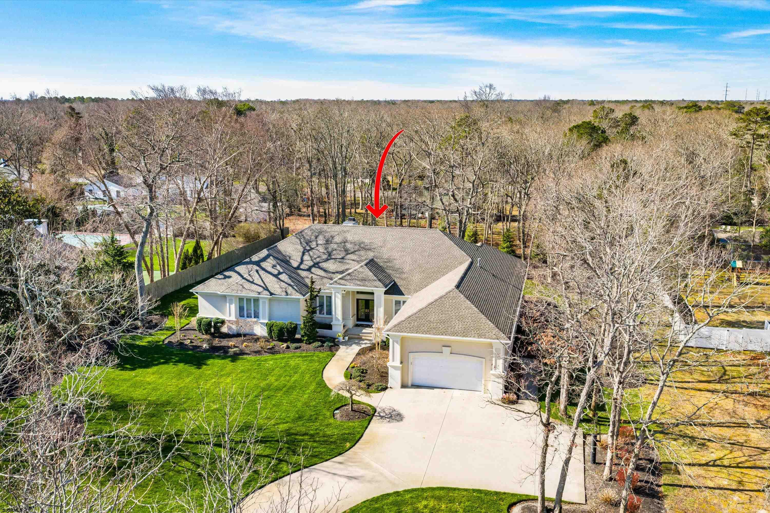 14 Caledonia Dr - Picture 2