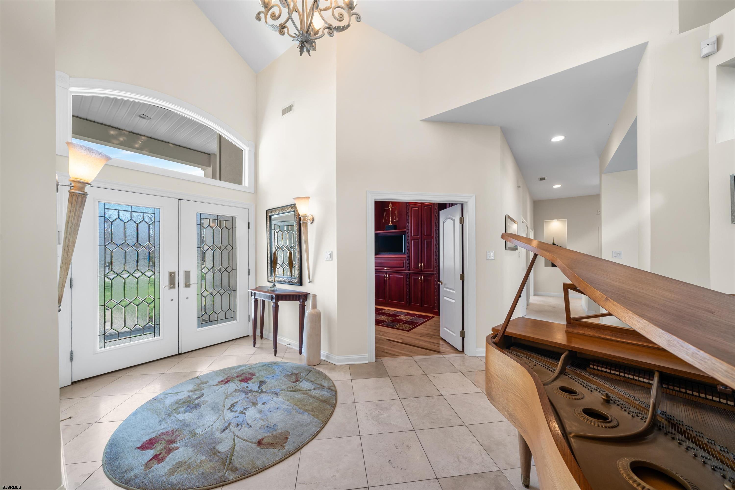 14 Caledonia Dr - Picture 4