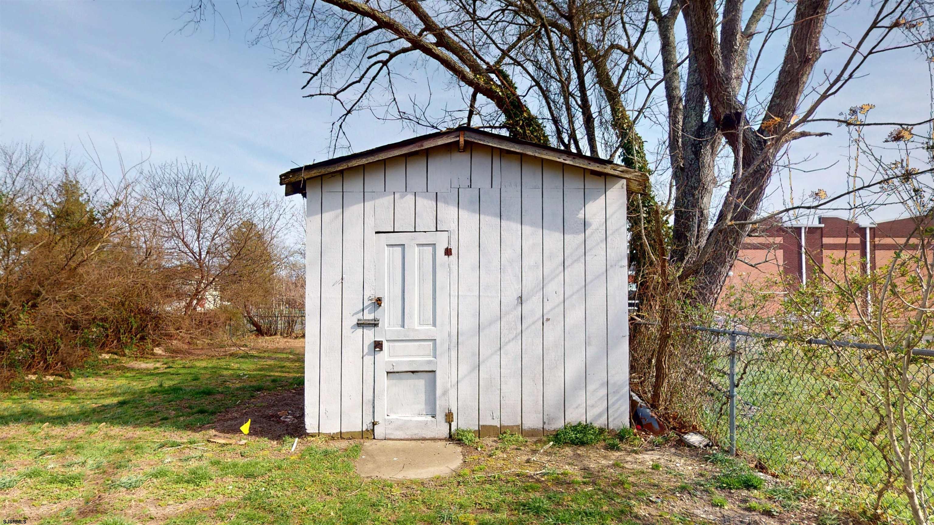 654 Cincinnati Avenue