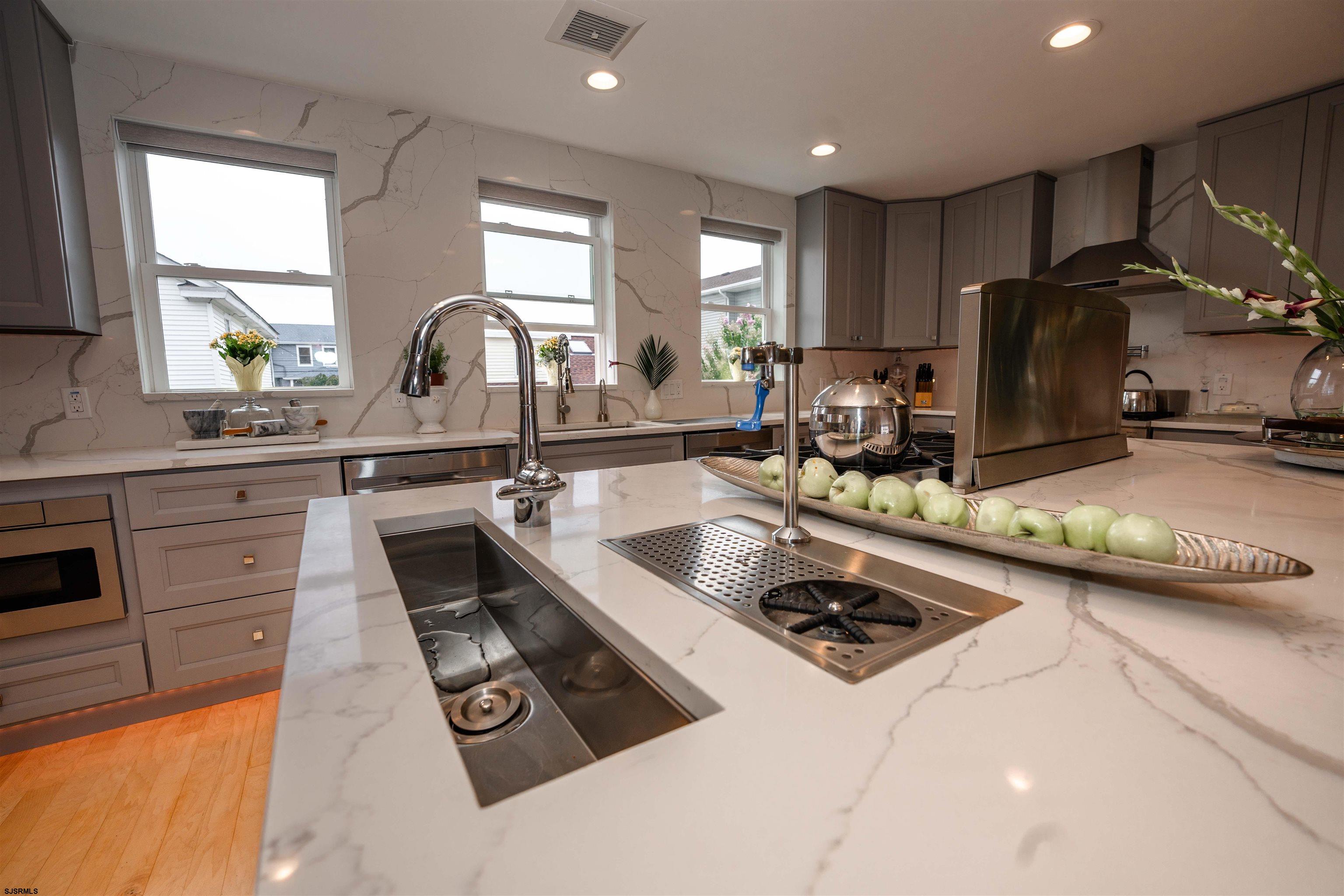 316 N Suffolk Avenue