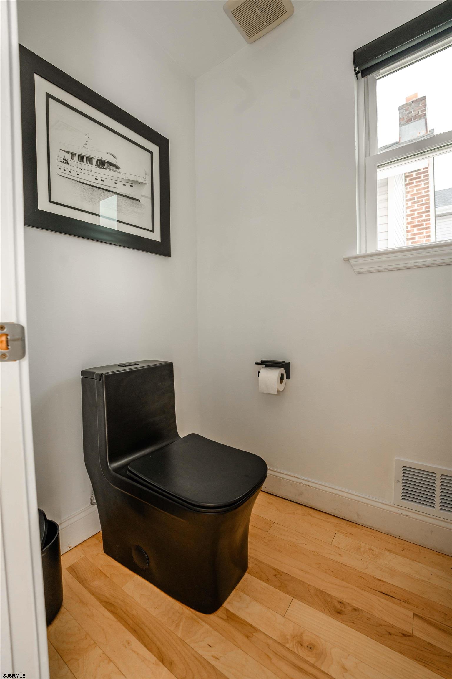 316 N Suffolk Avenue