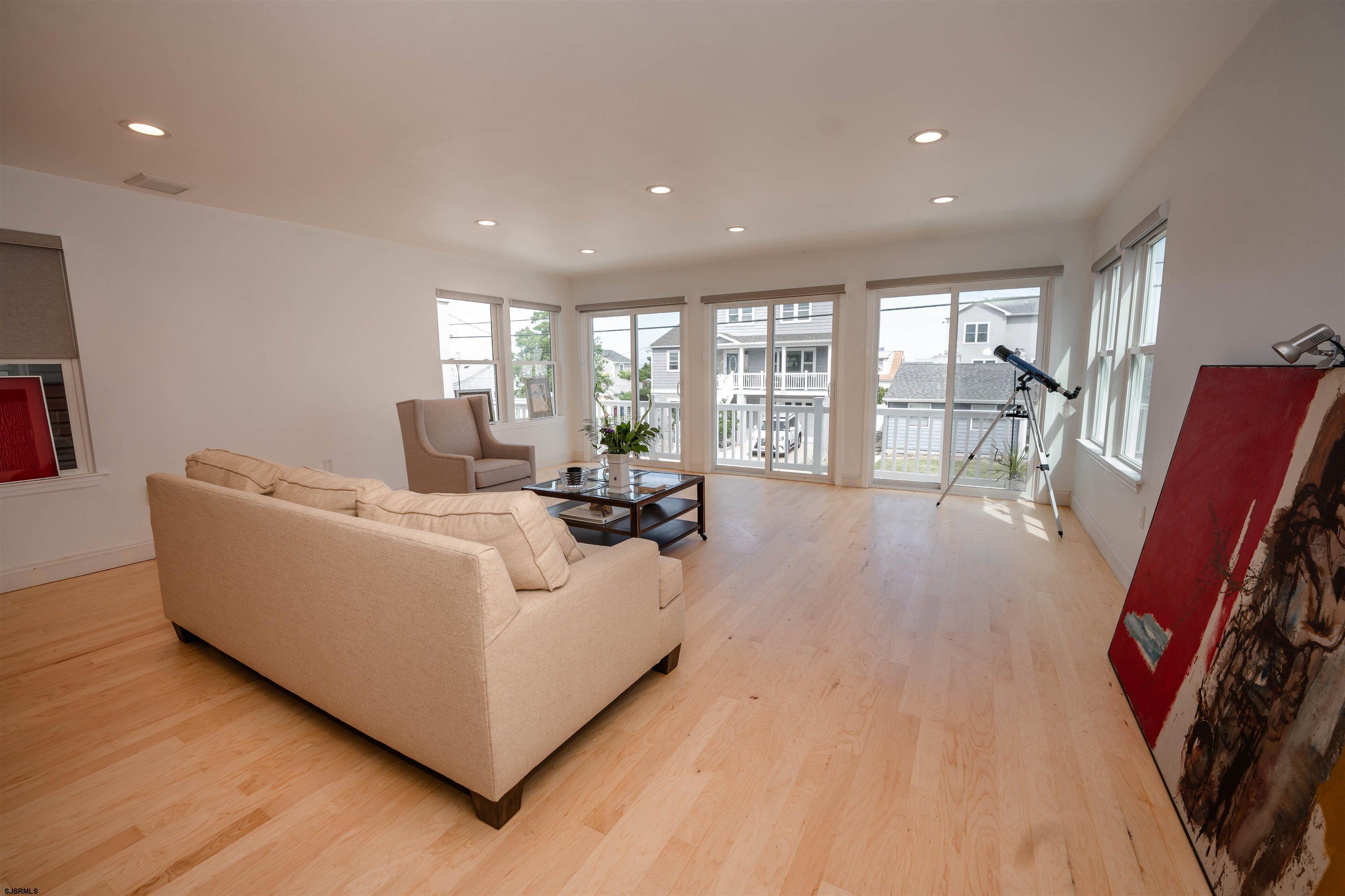 316 N Suffolk Avenue