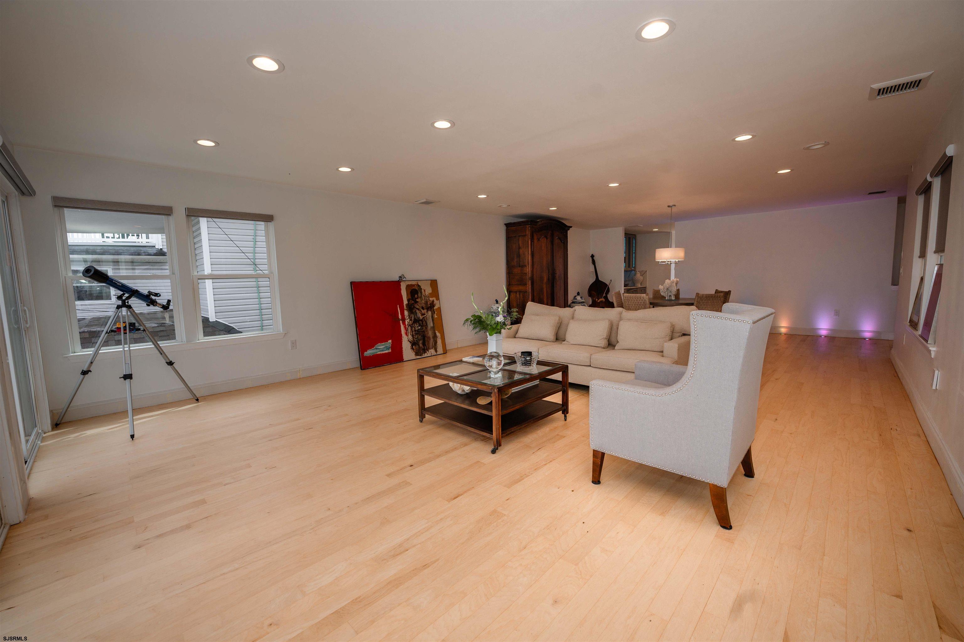 316 N Suffolk Avenue