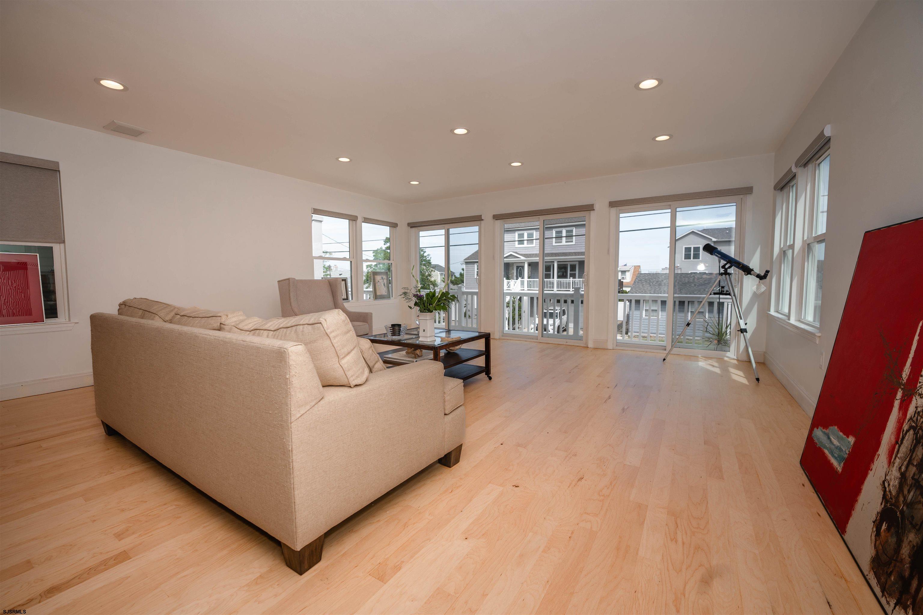 316 N Suffolk Avenue