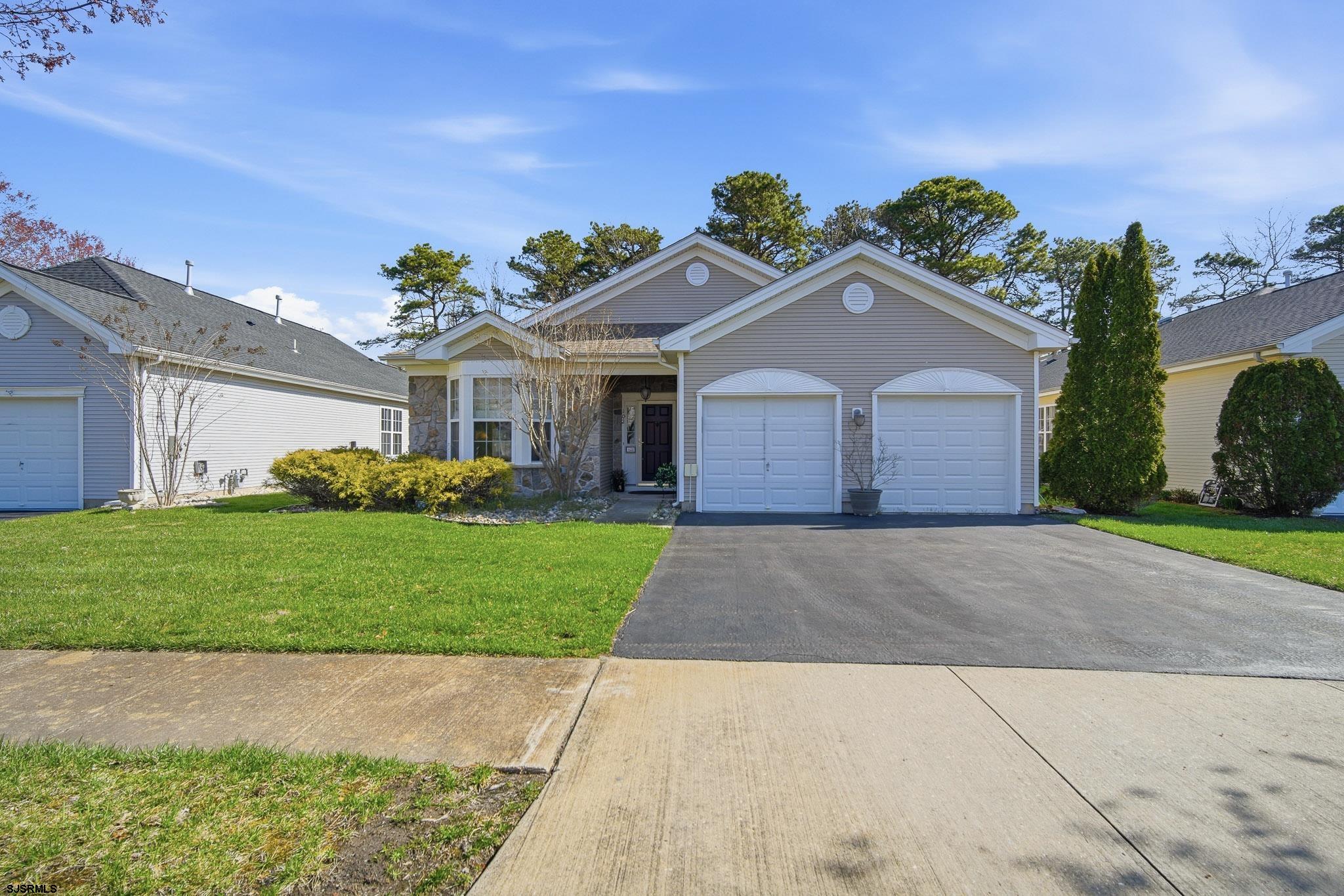 102 Warwick Rd - Picture 1