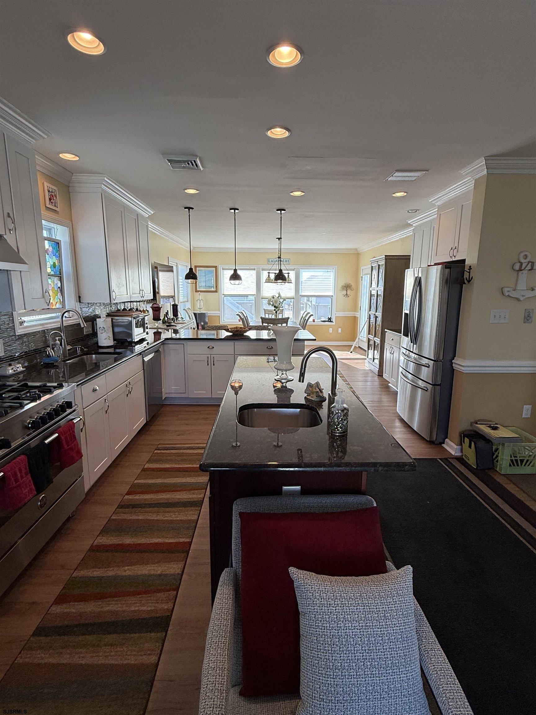 51 S Spinnaker Dr Dr